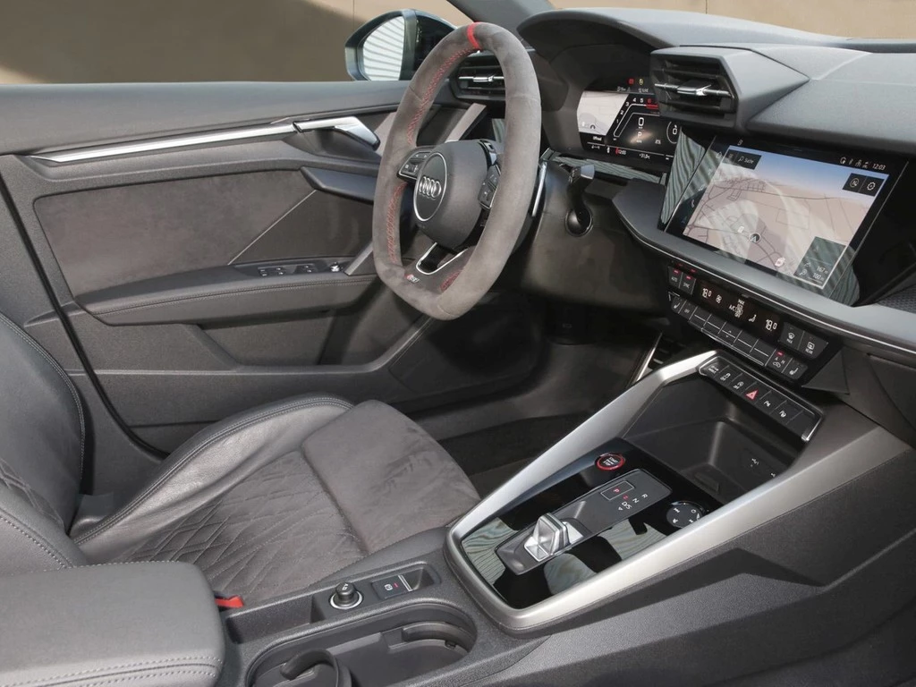 Audi RS3 Sportback 2.5 TFSI Q 19"|NAVI+VC|MATRIX|B&O|