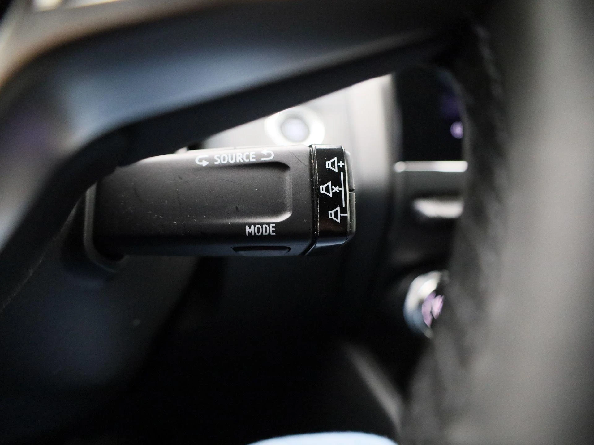 Renault-Clio-image-19