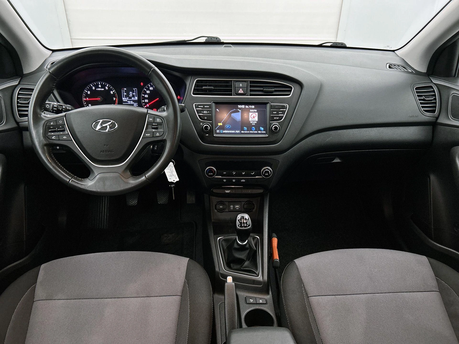 Hyundai-i20-image-17