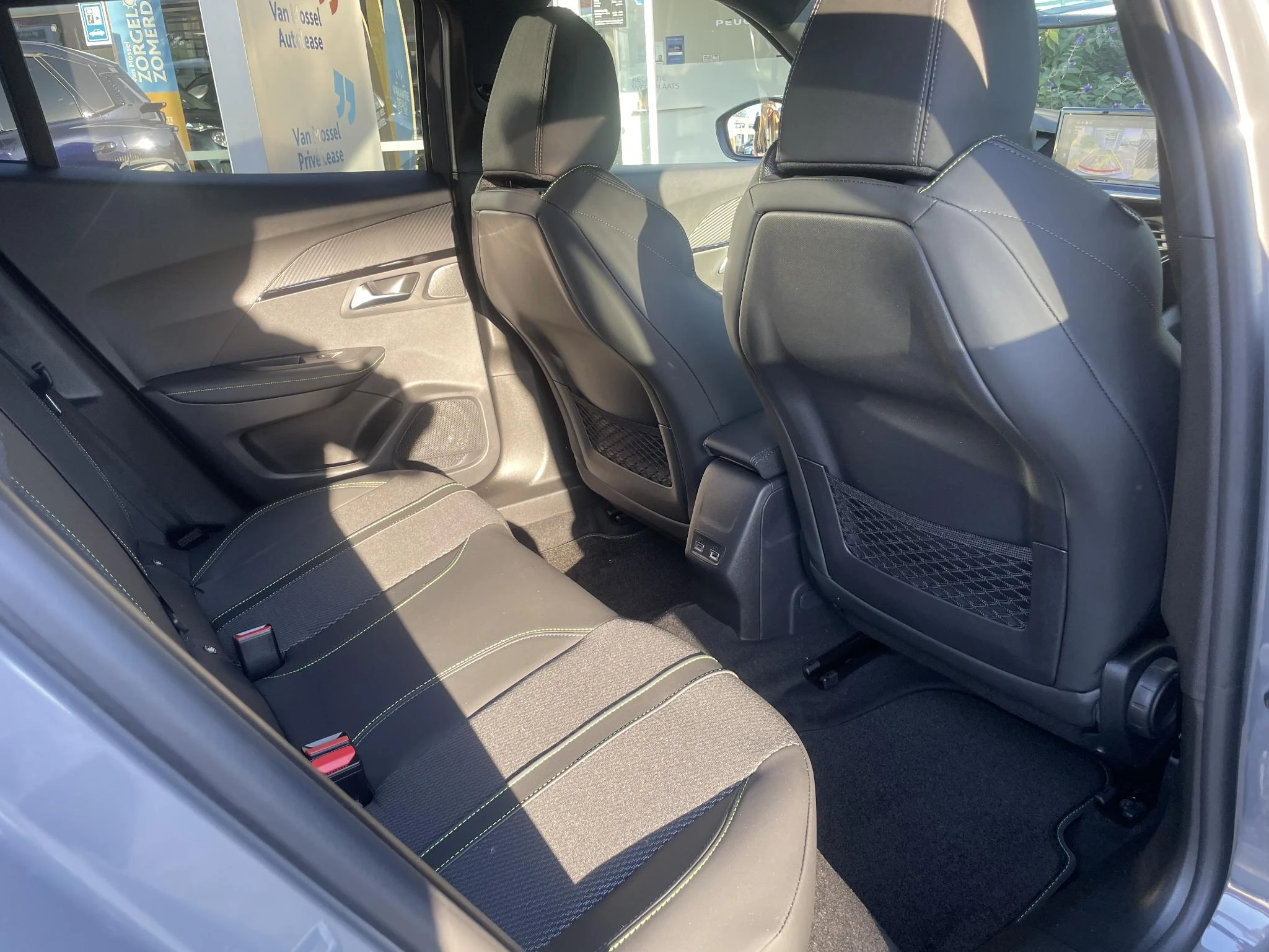Peugeot-2008-image-16