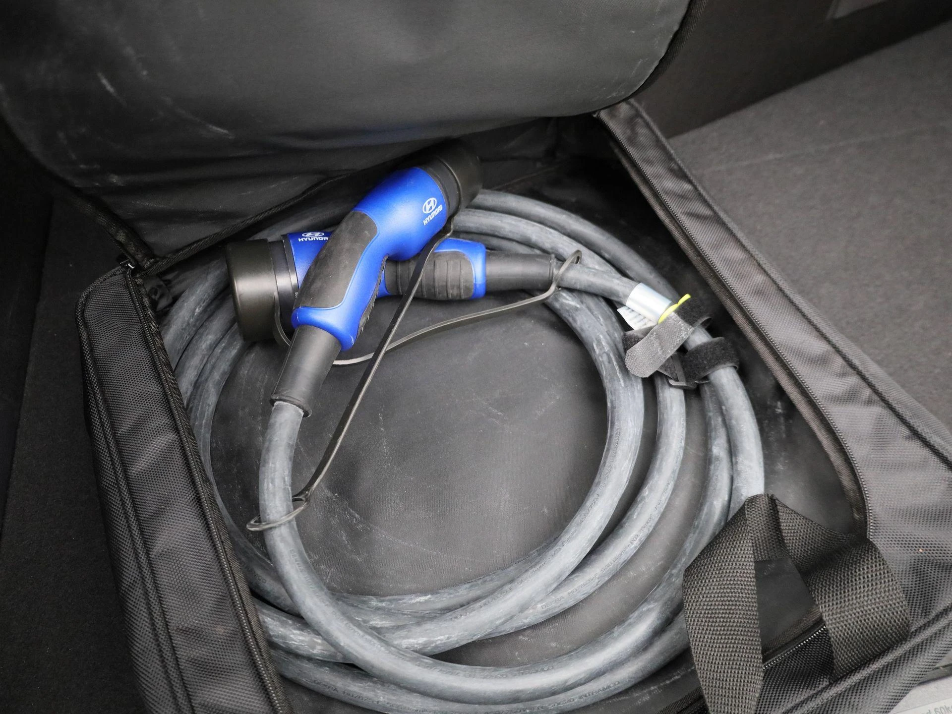 Hyundai-IONIQ-image-12