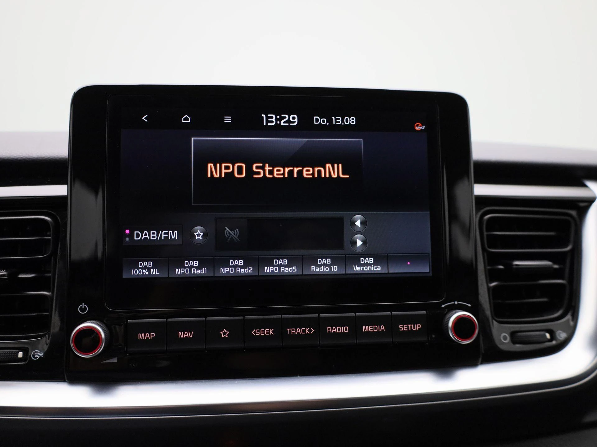 Kia-Stonic-image-19