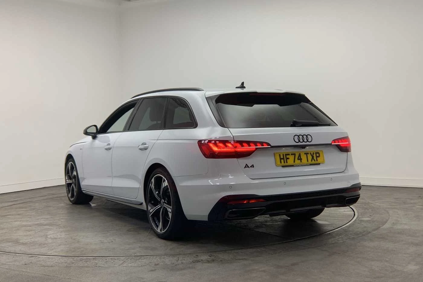 Audi-A4-image-2