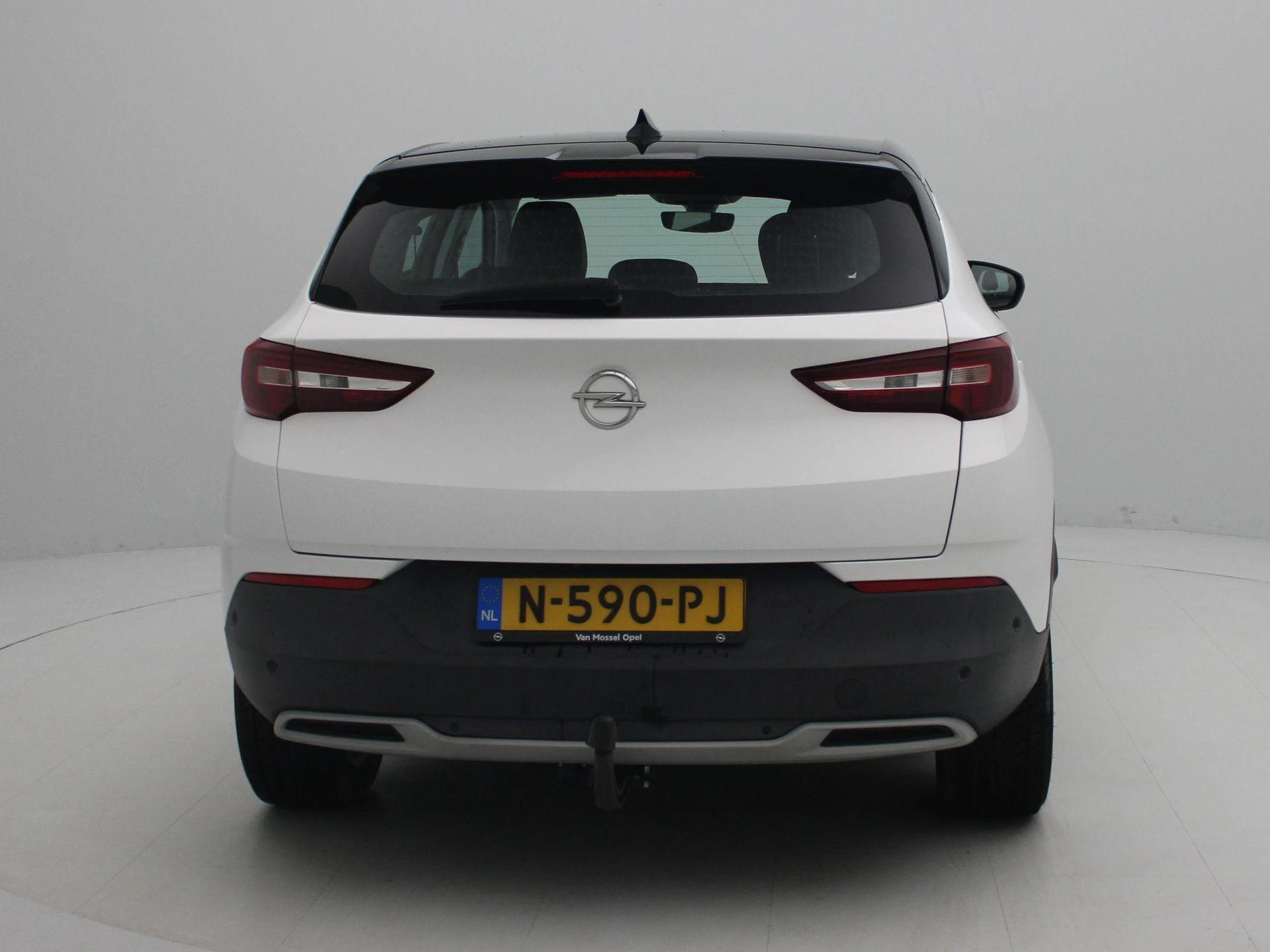Opel-Grandland X-image-4