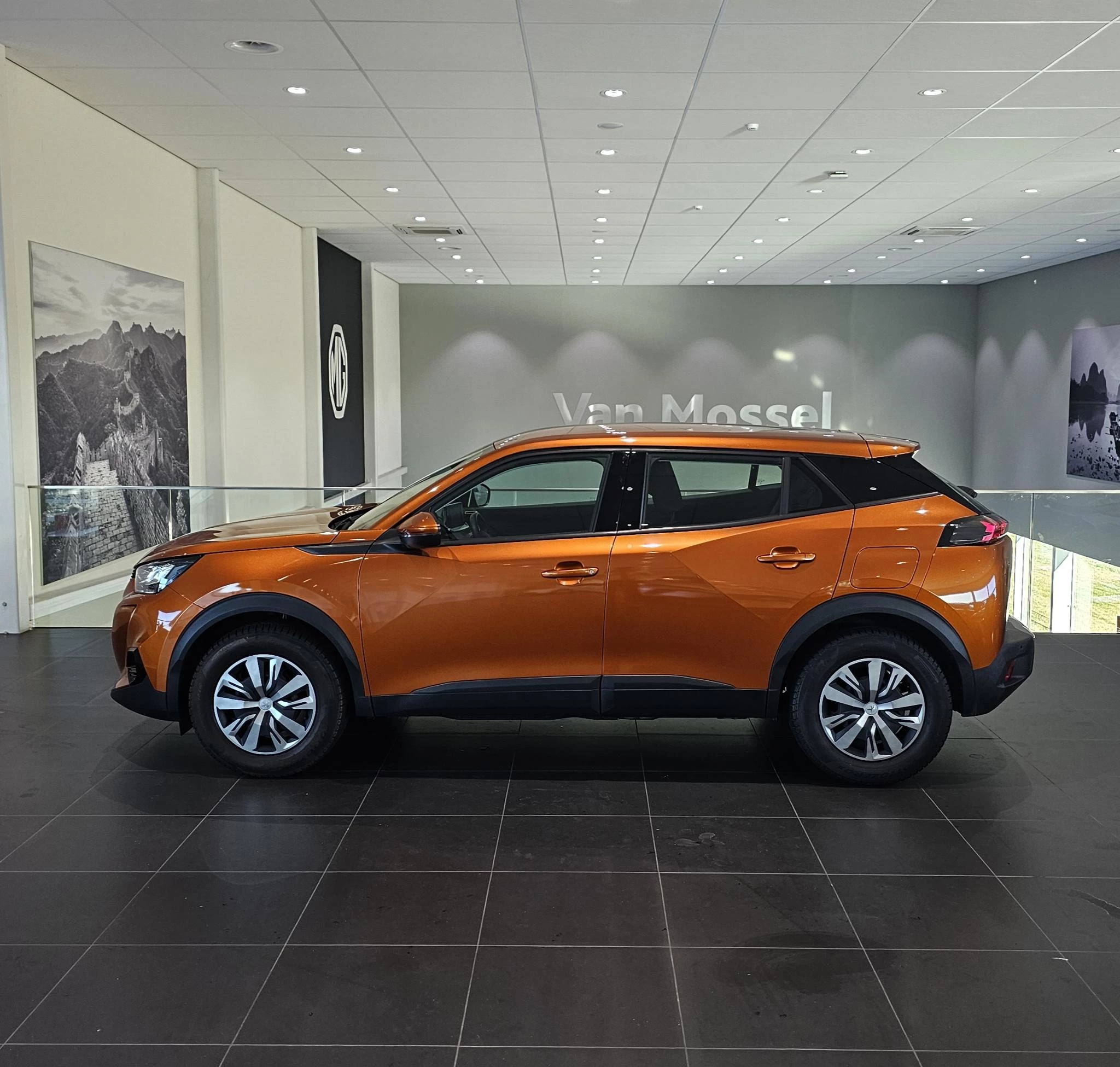 Peugeot 2008 1.2 PureTech Blue Lease Active