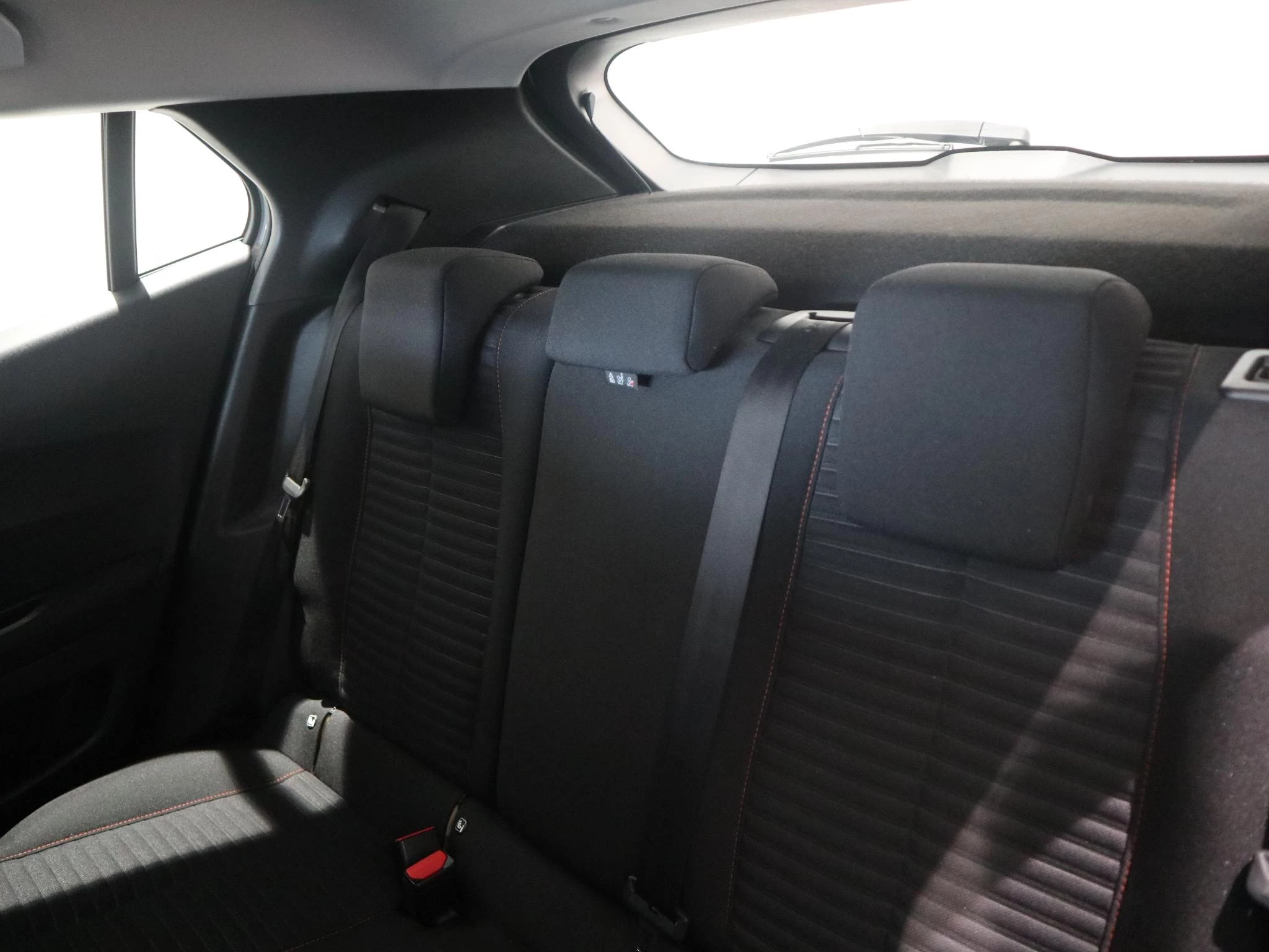 Peugeot-2008-image-8