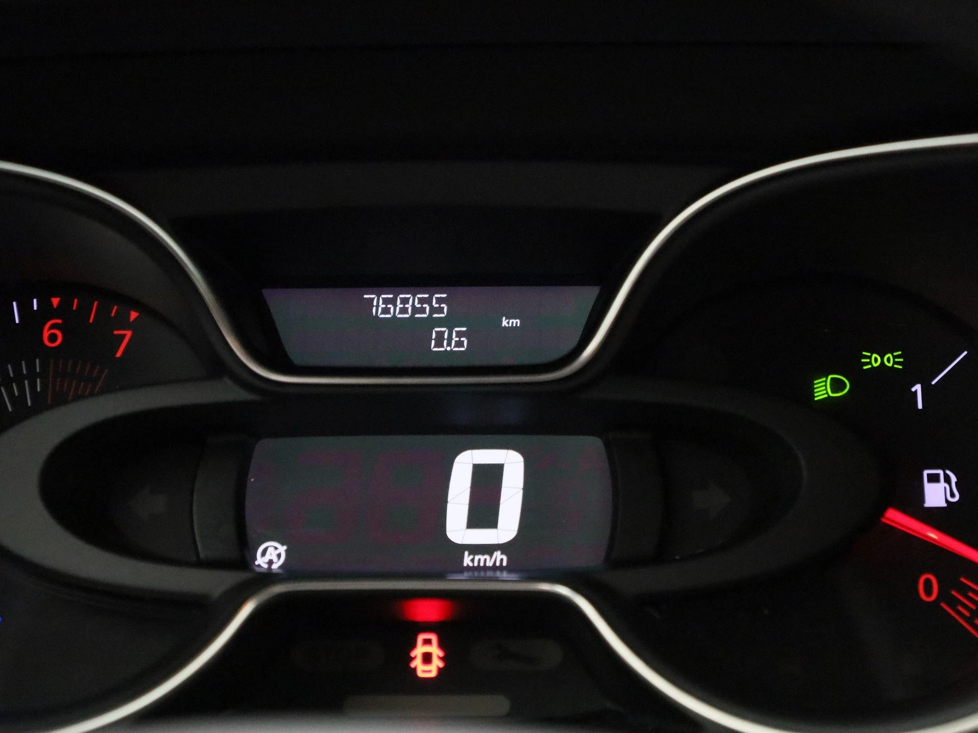 Renault-Captur-image-7