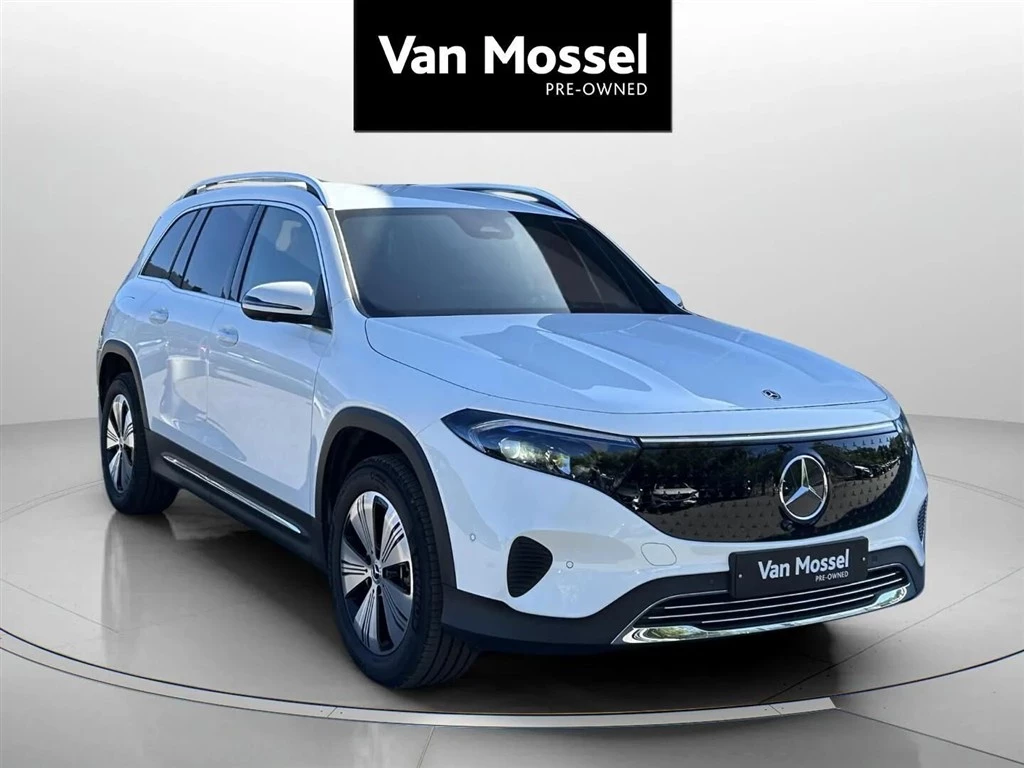 Mercedes-Benz-EQB-image-2