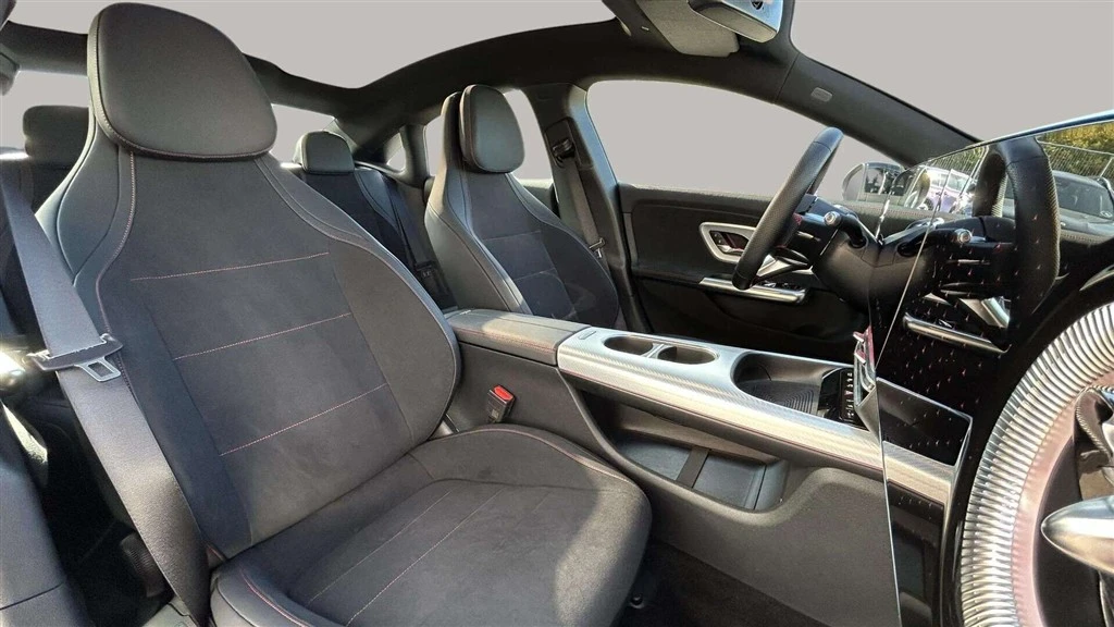 Mercedes-Benz-CLA-image-19