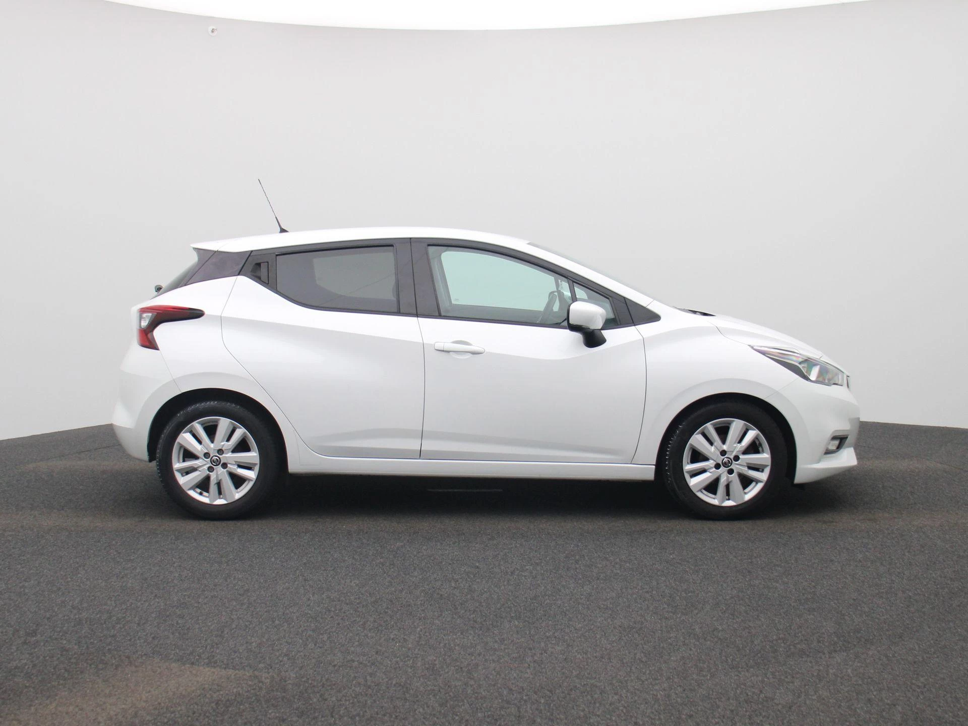 Nissan Micra 1.0 IG-T N-Connecta