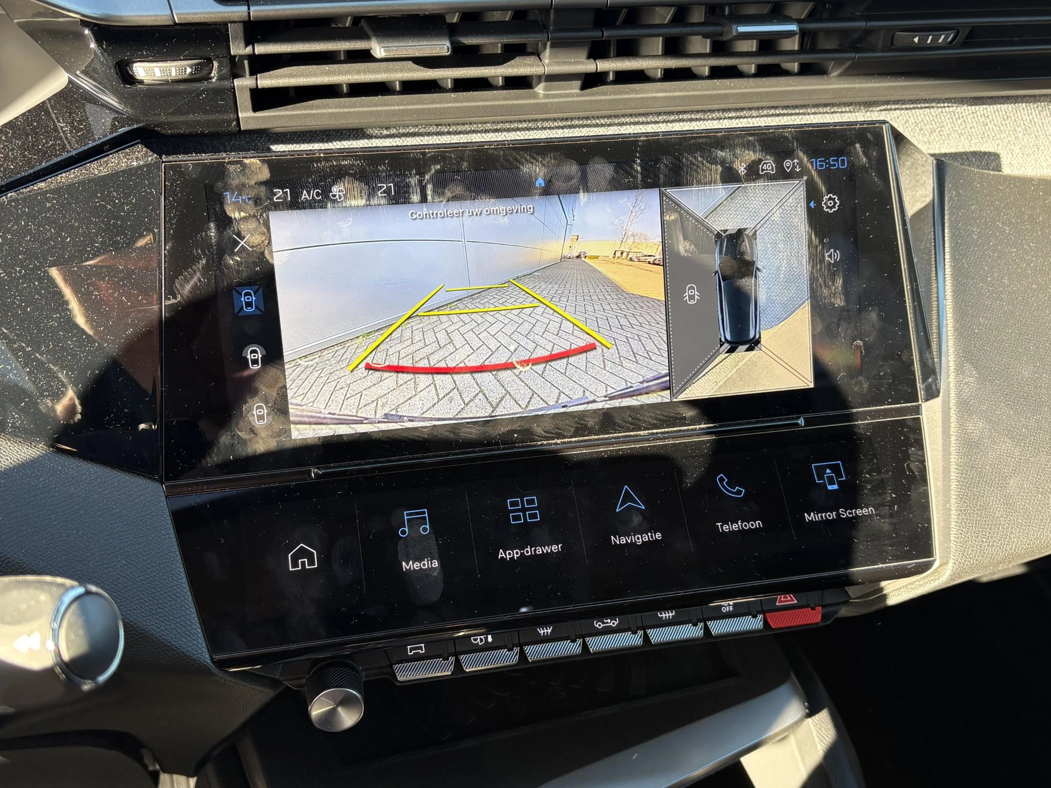 Peugeot-308-image-17