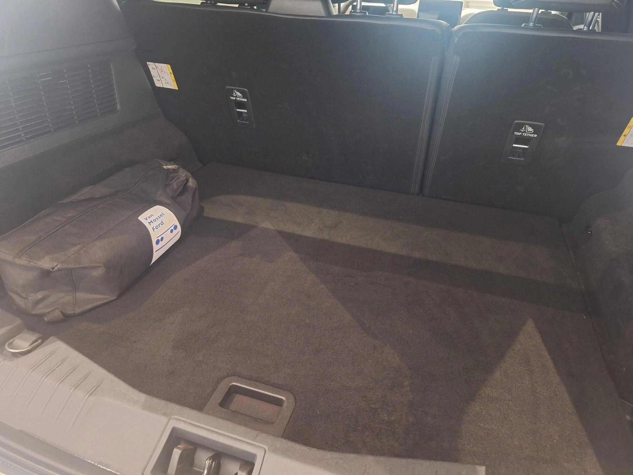 Ford-Mustang Mach-E-image-18