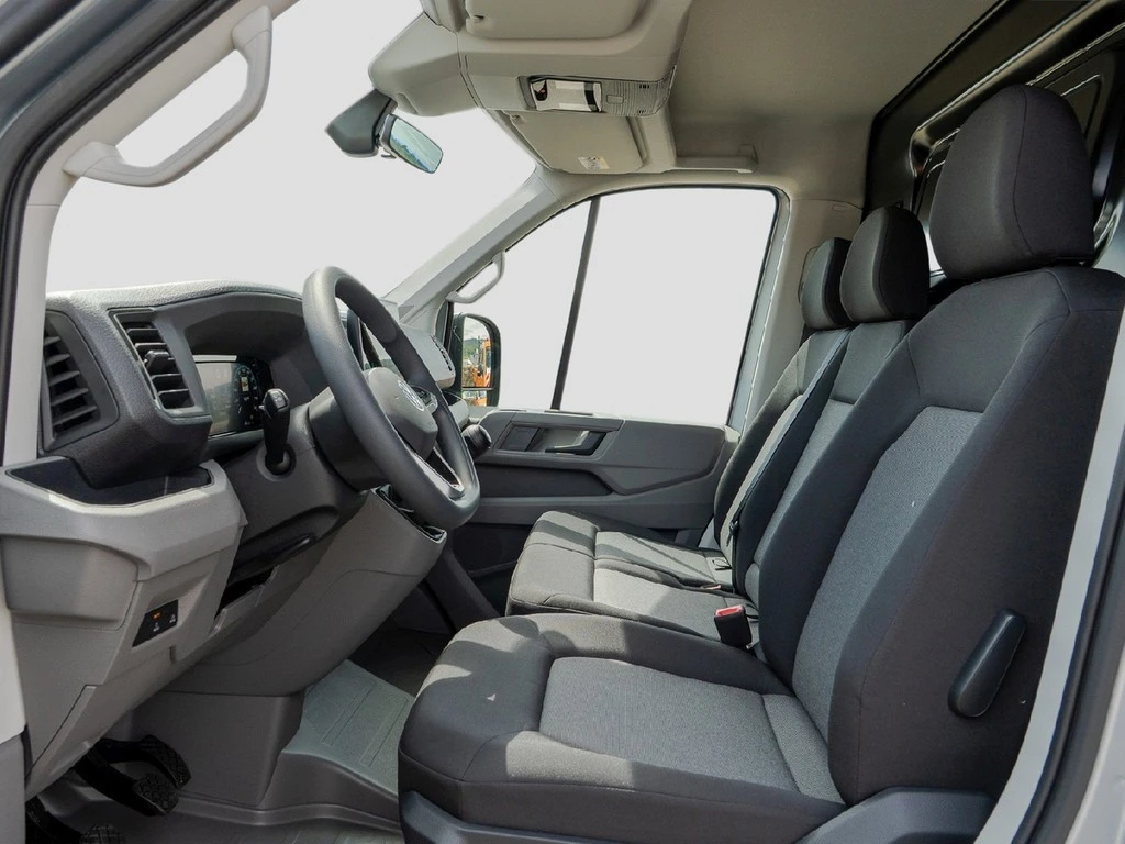 Volkswagen-Crafter-image-9