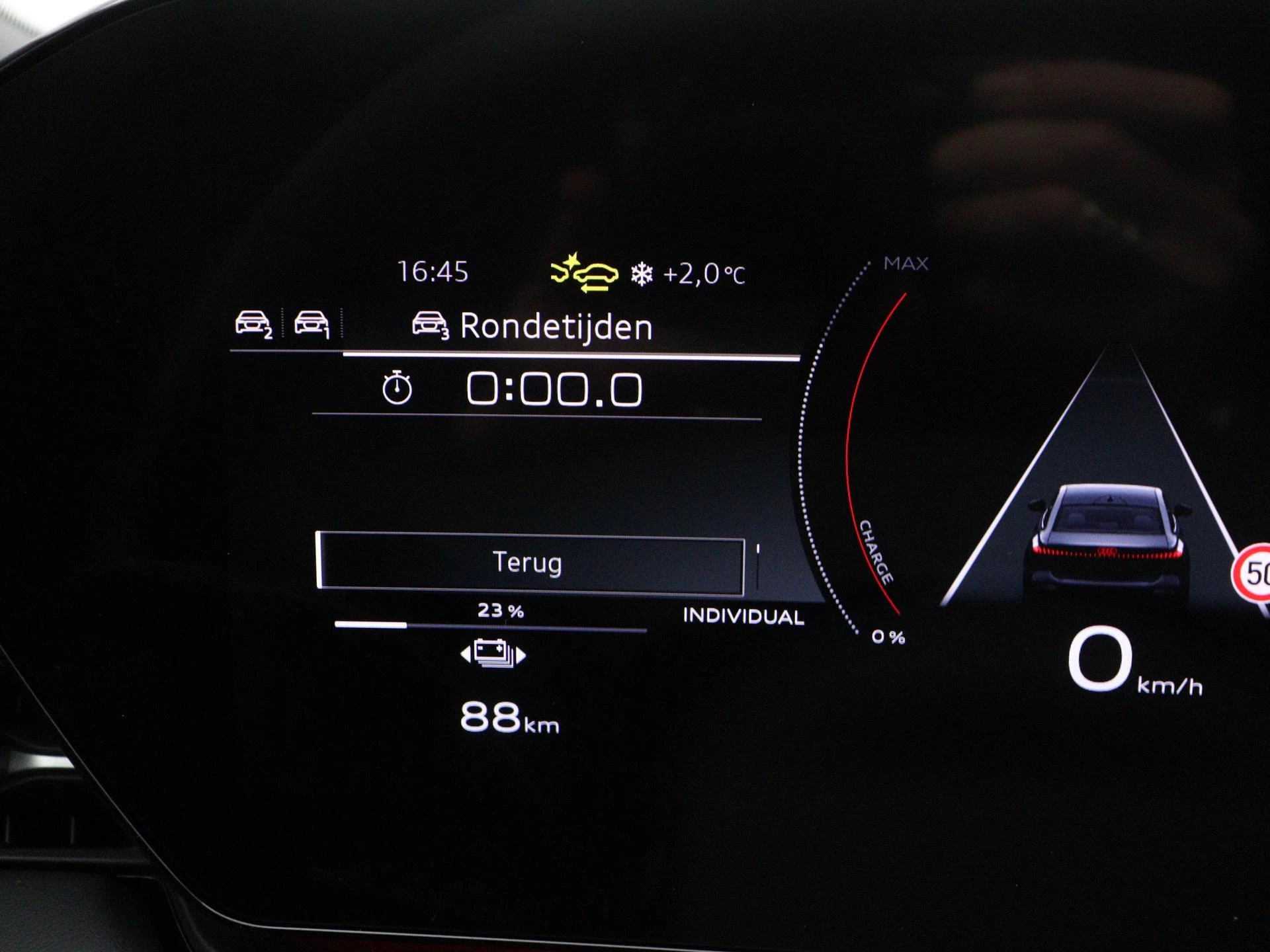 Audi-A6 Avant e-tron-image-38