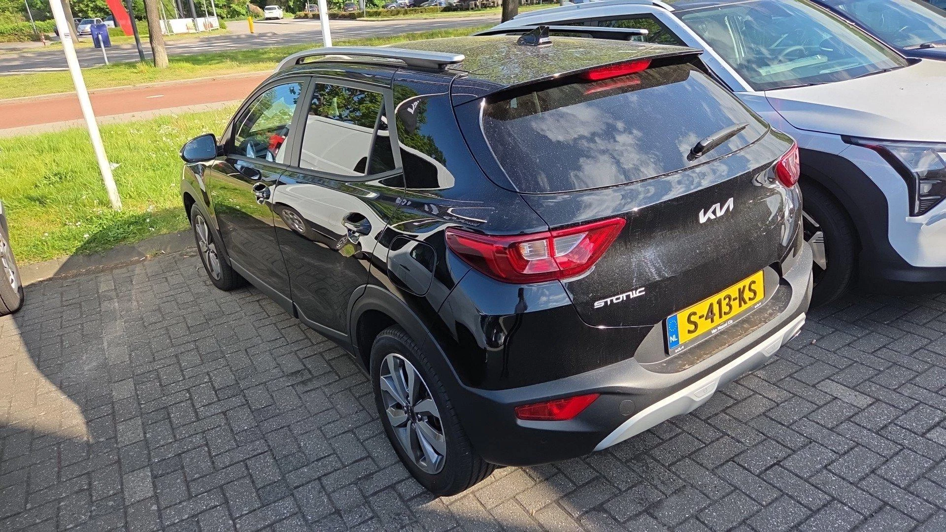 Kia-Stonic-image-1