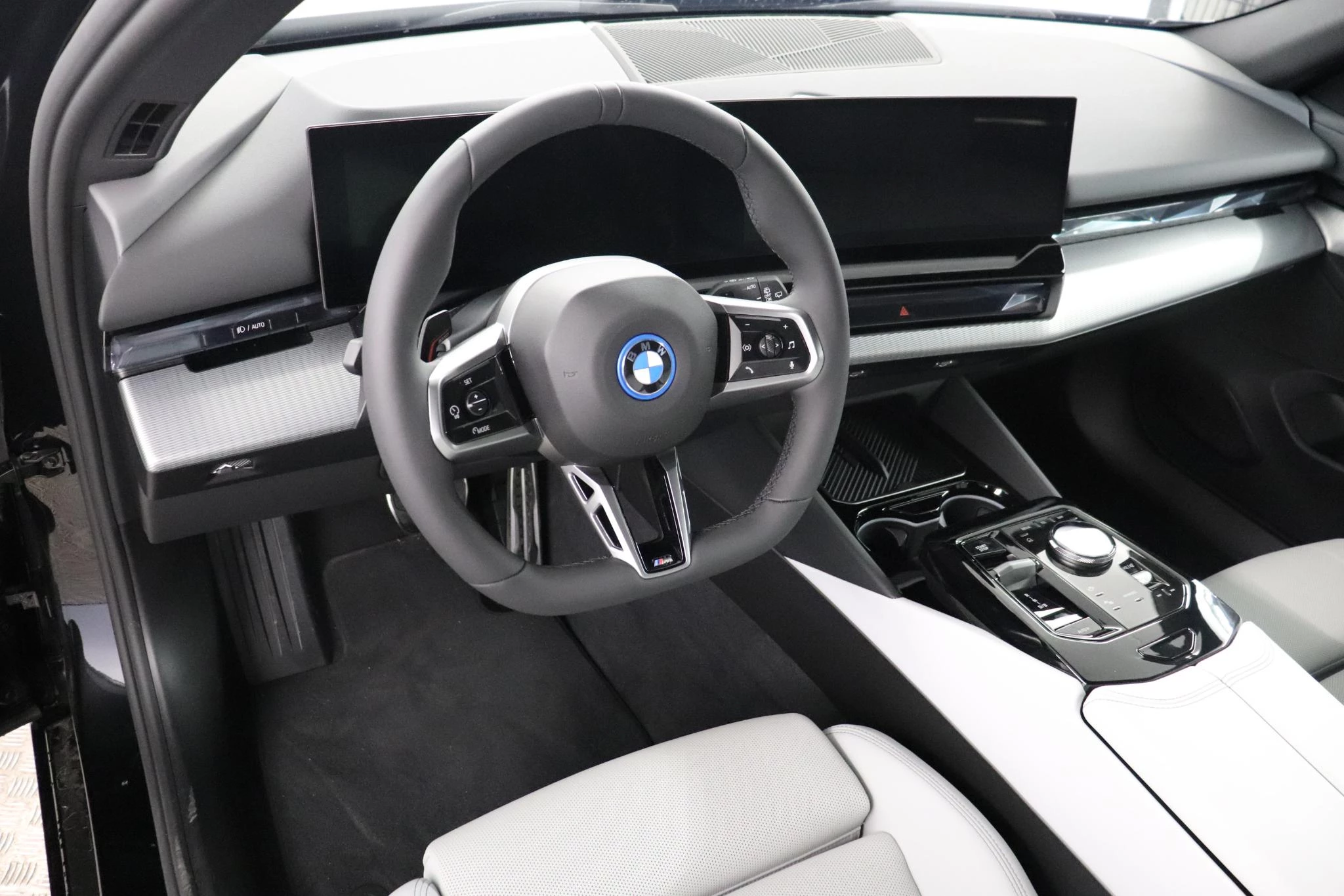 BMW i5 Touring eDrive40 250kW