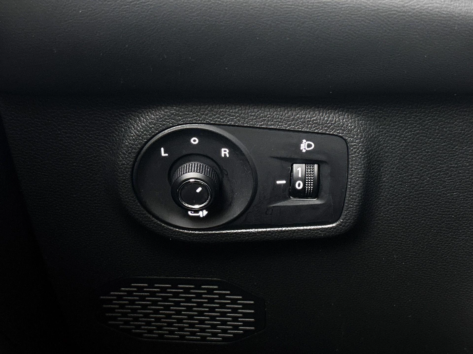 MG ZS EV MG EV Long Range Luxury 70 kWh