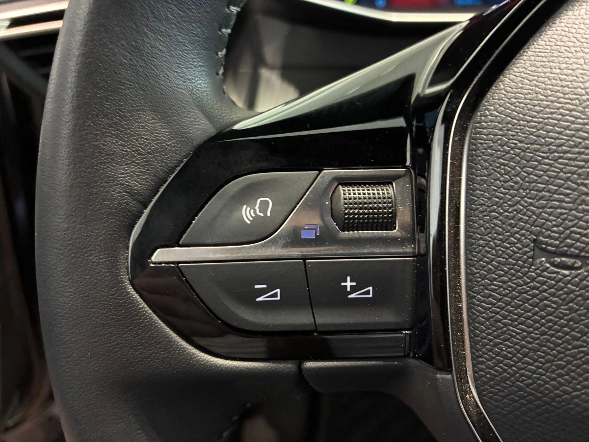 Peugeot-2008-image-18