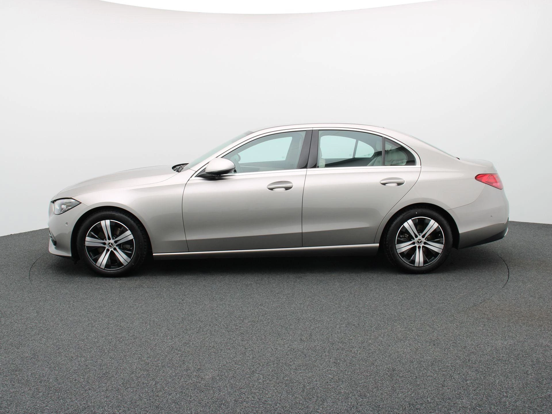 Mercedes-Benz-Classe C-image-3