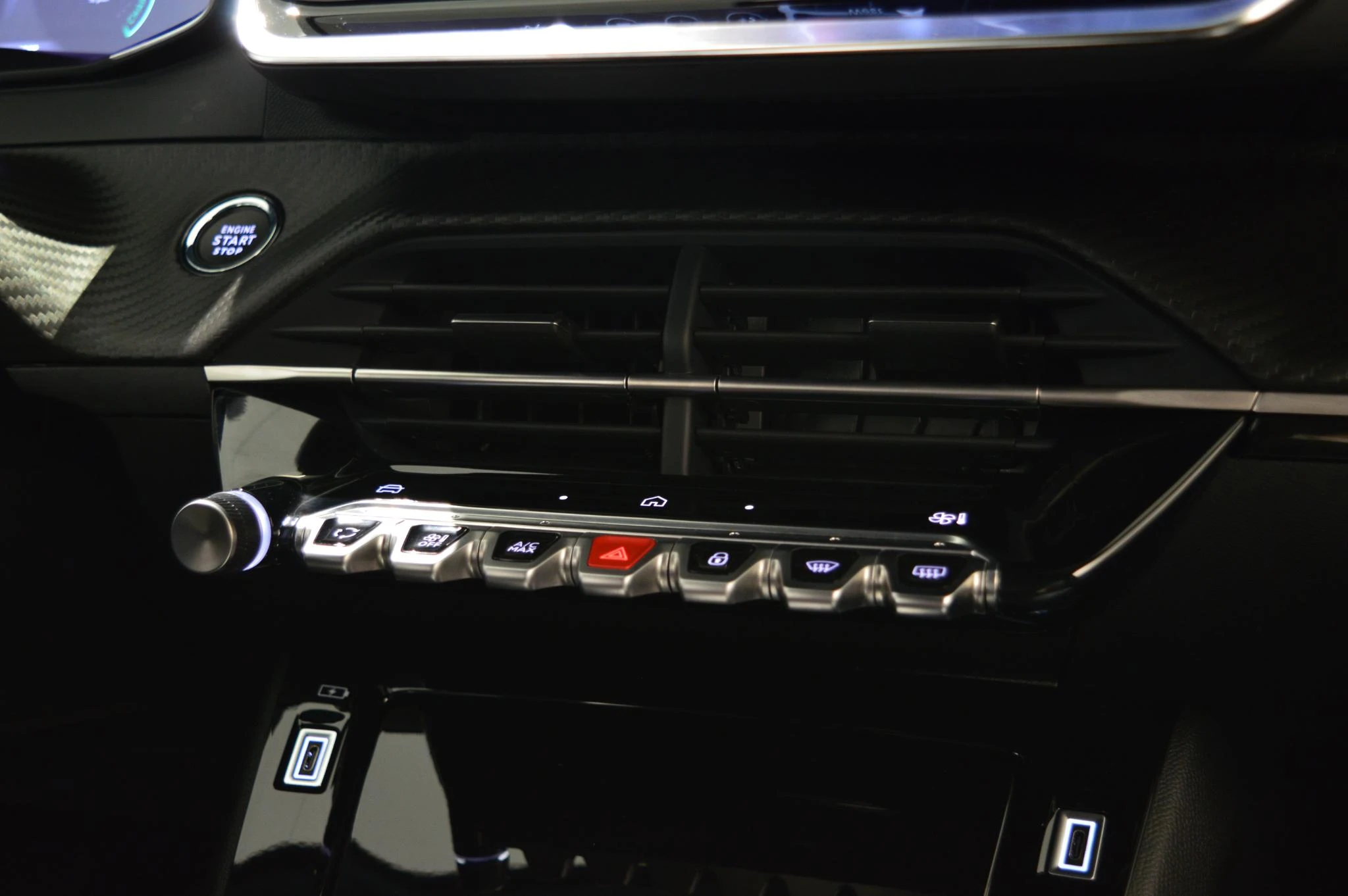 Peugeot-2008-image-12