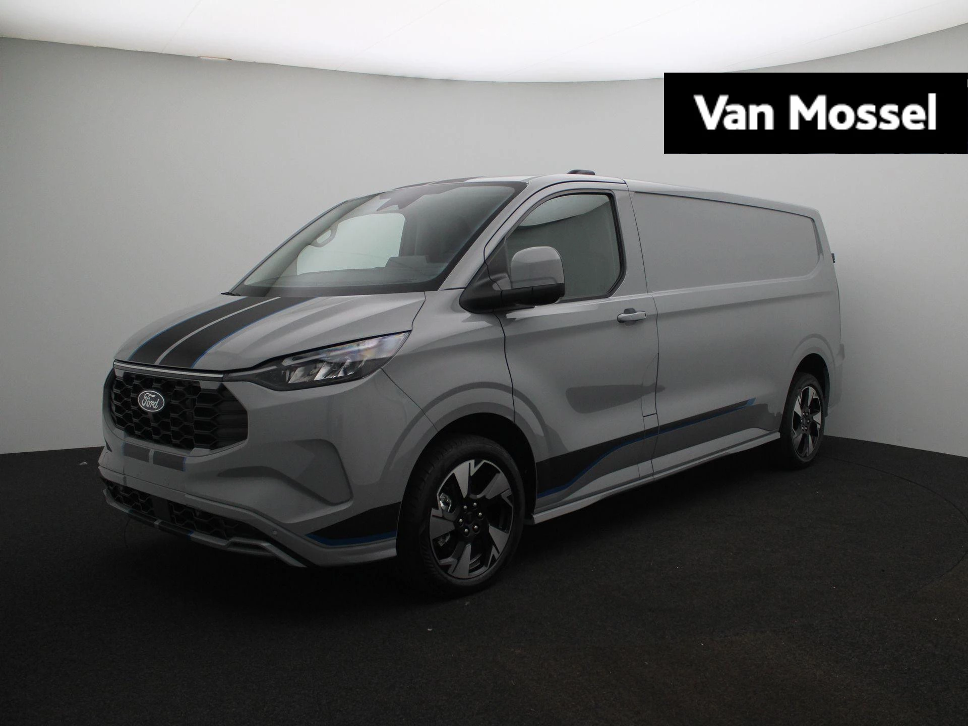 Ford-Transit Custom-image-0