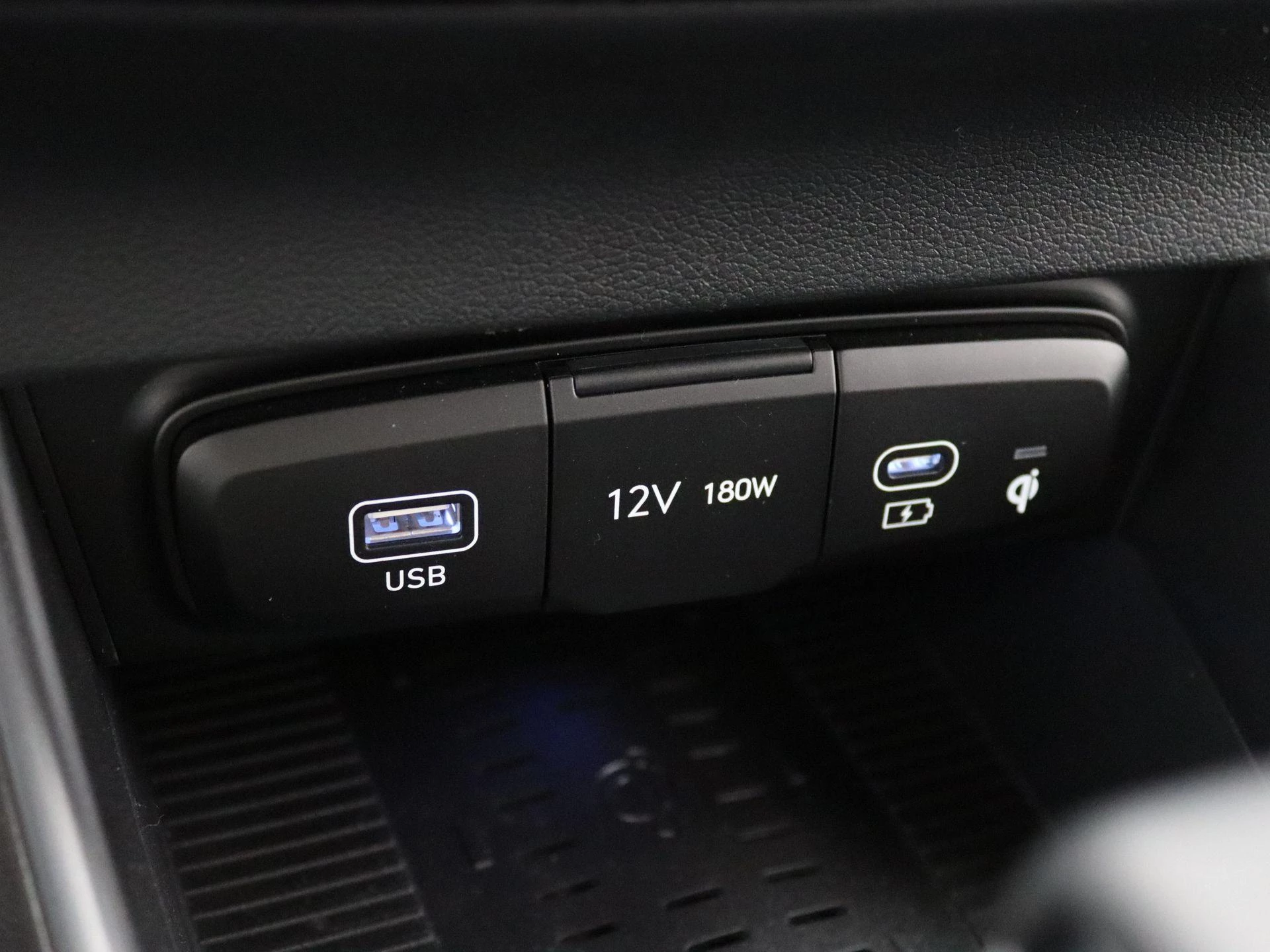 Hyundai-Bayon-image-21