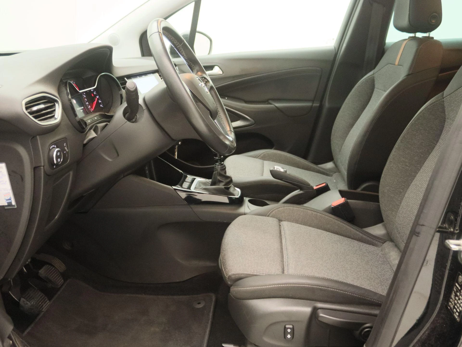 Opel-Crossland-image-10