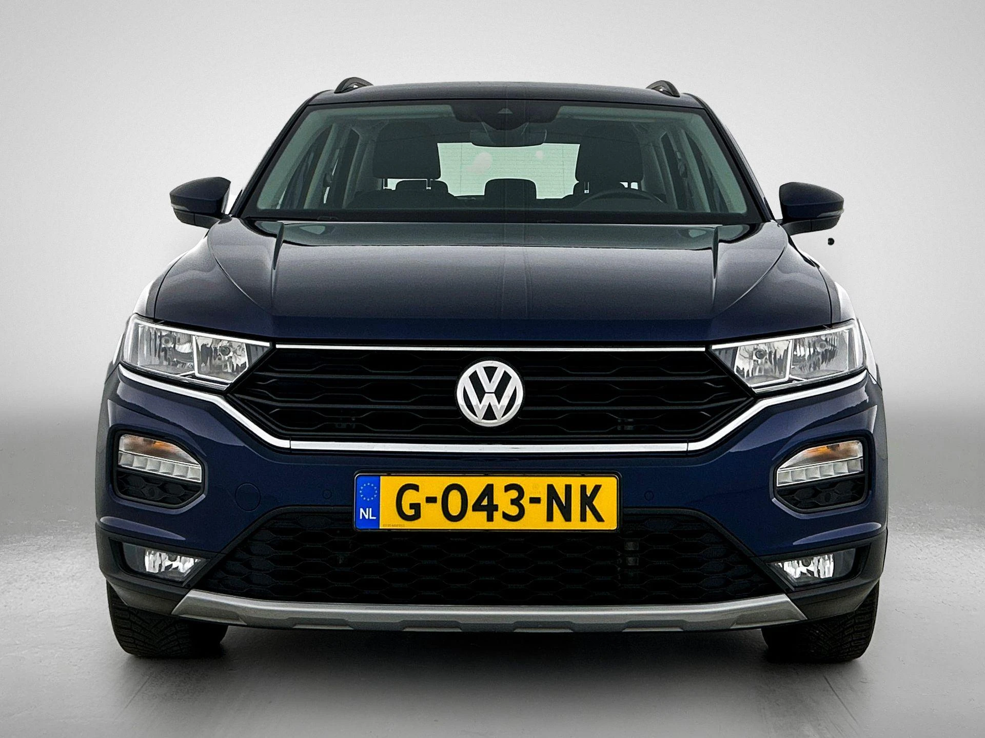 Volkswagen-T-Roc-image-4