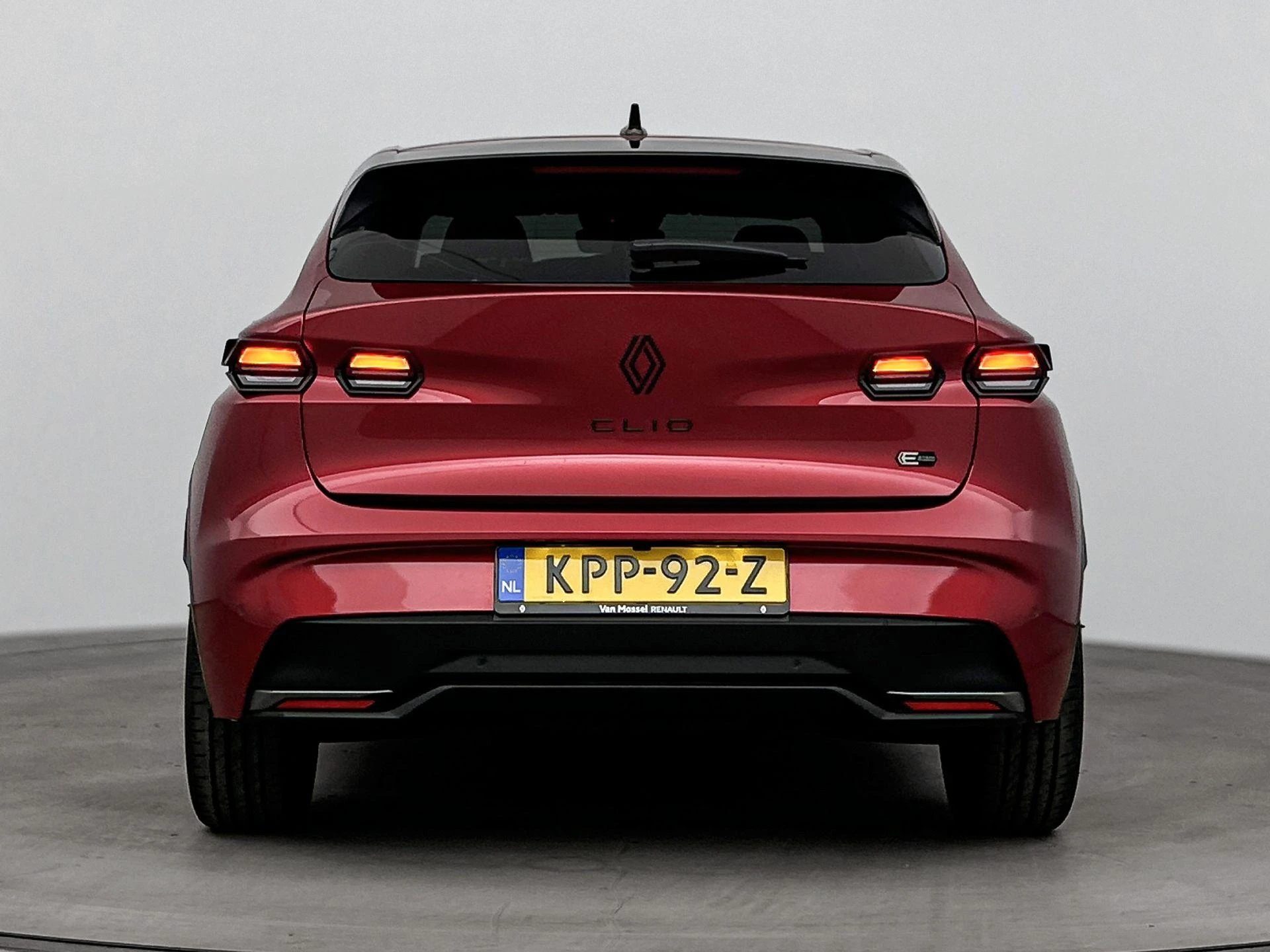 Renault-Clio-image-2