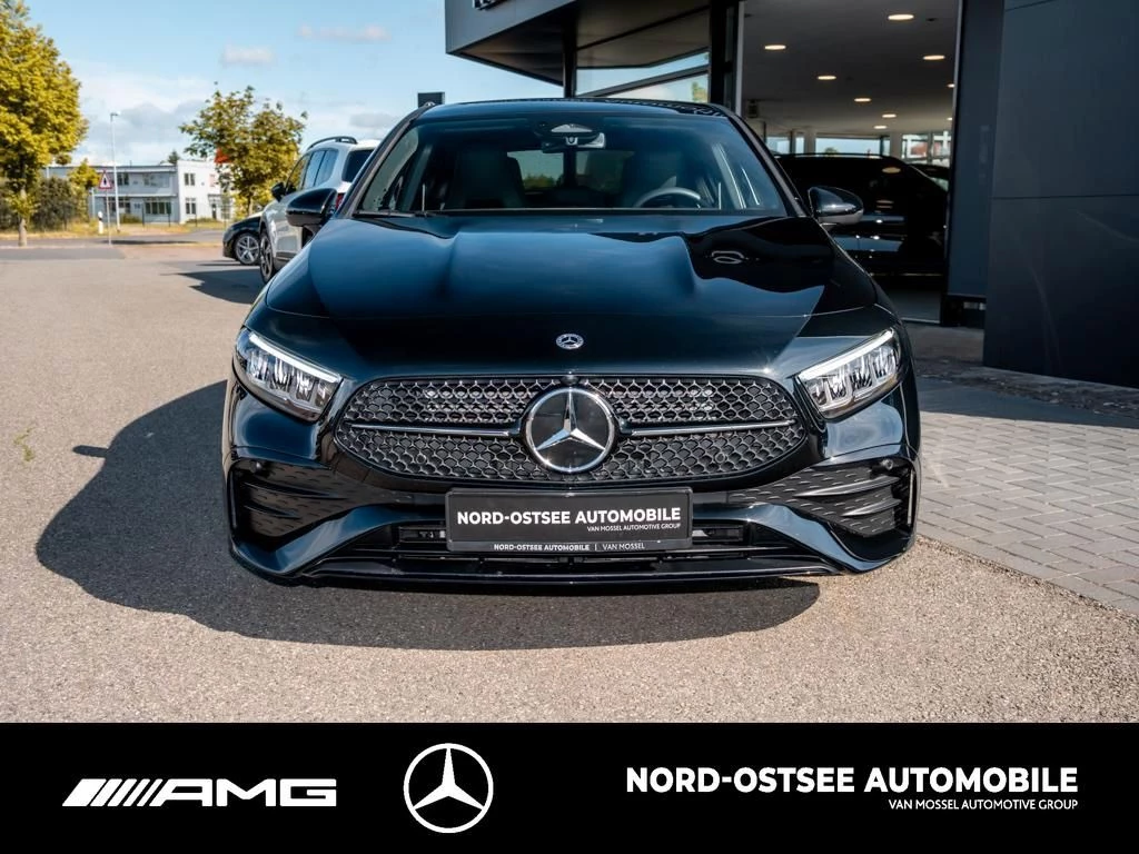 Mercedes-Benz A-Klasse 200 AMG NIGHT SHZ MBUX AMG LineW177 A 200 AMG NIGHT SHZ MBUX AMG Line