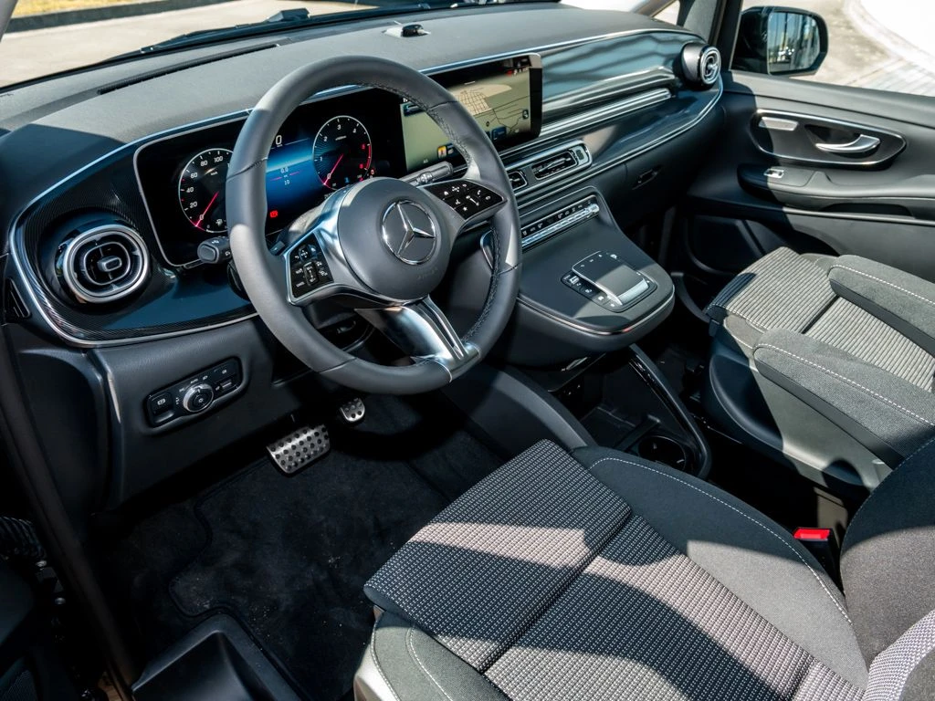 Mercedes-Benz-V-Klasse 220 d-image-7