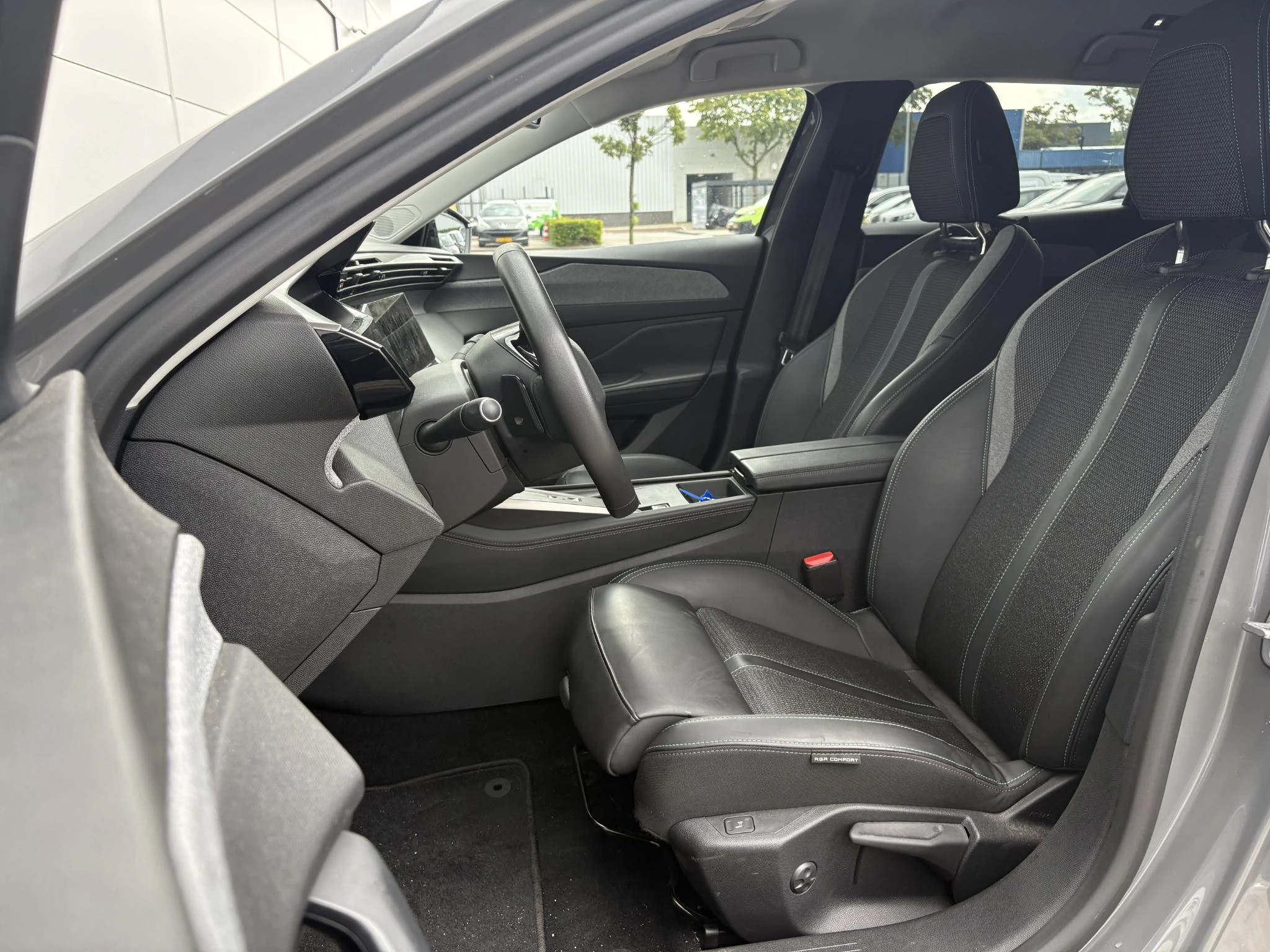 Peugeot-308-image-10