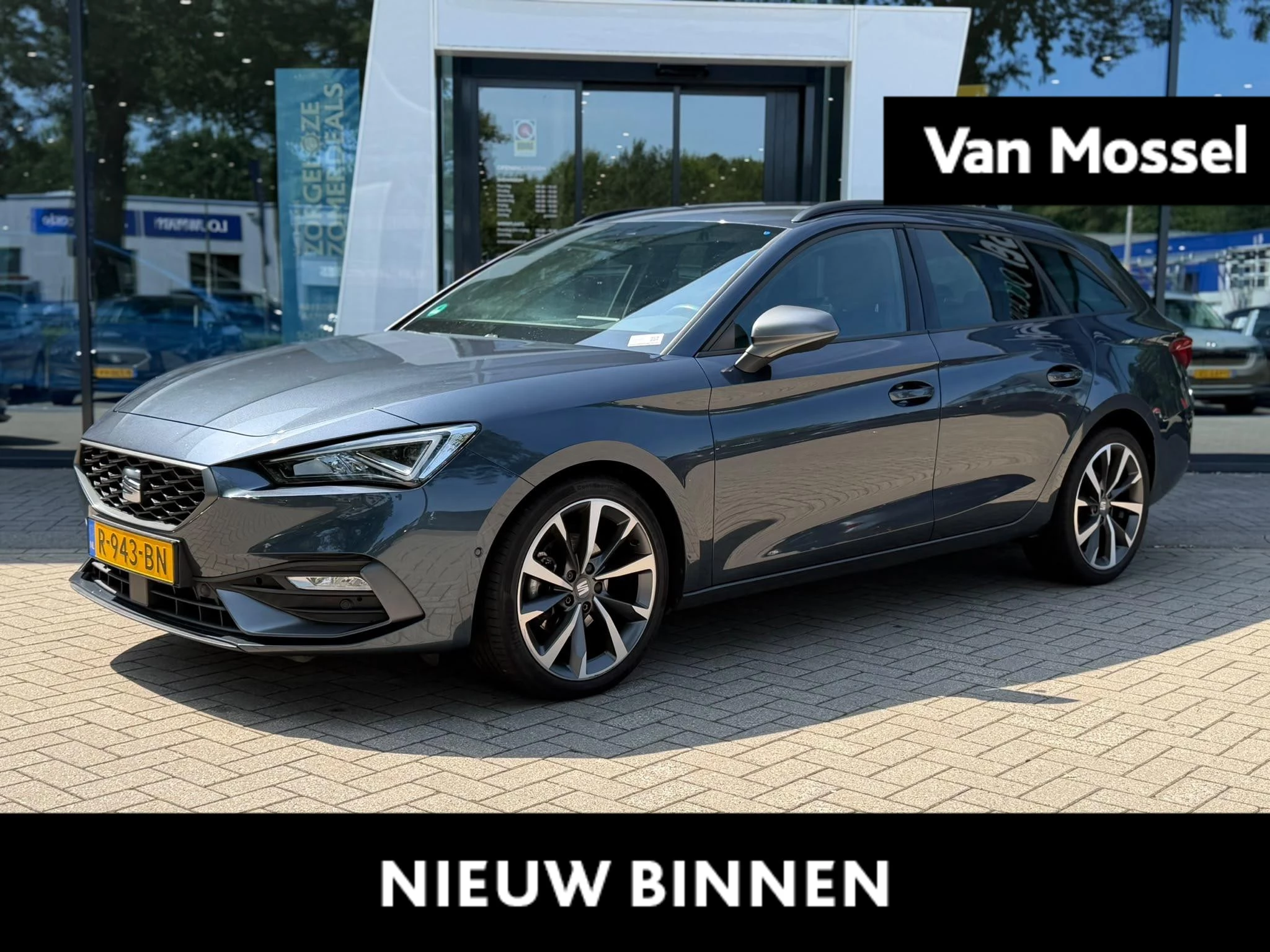 SEAT-Leon-image-0