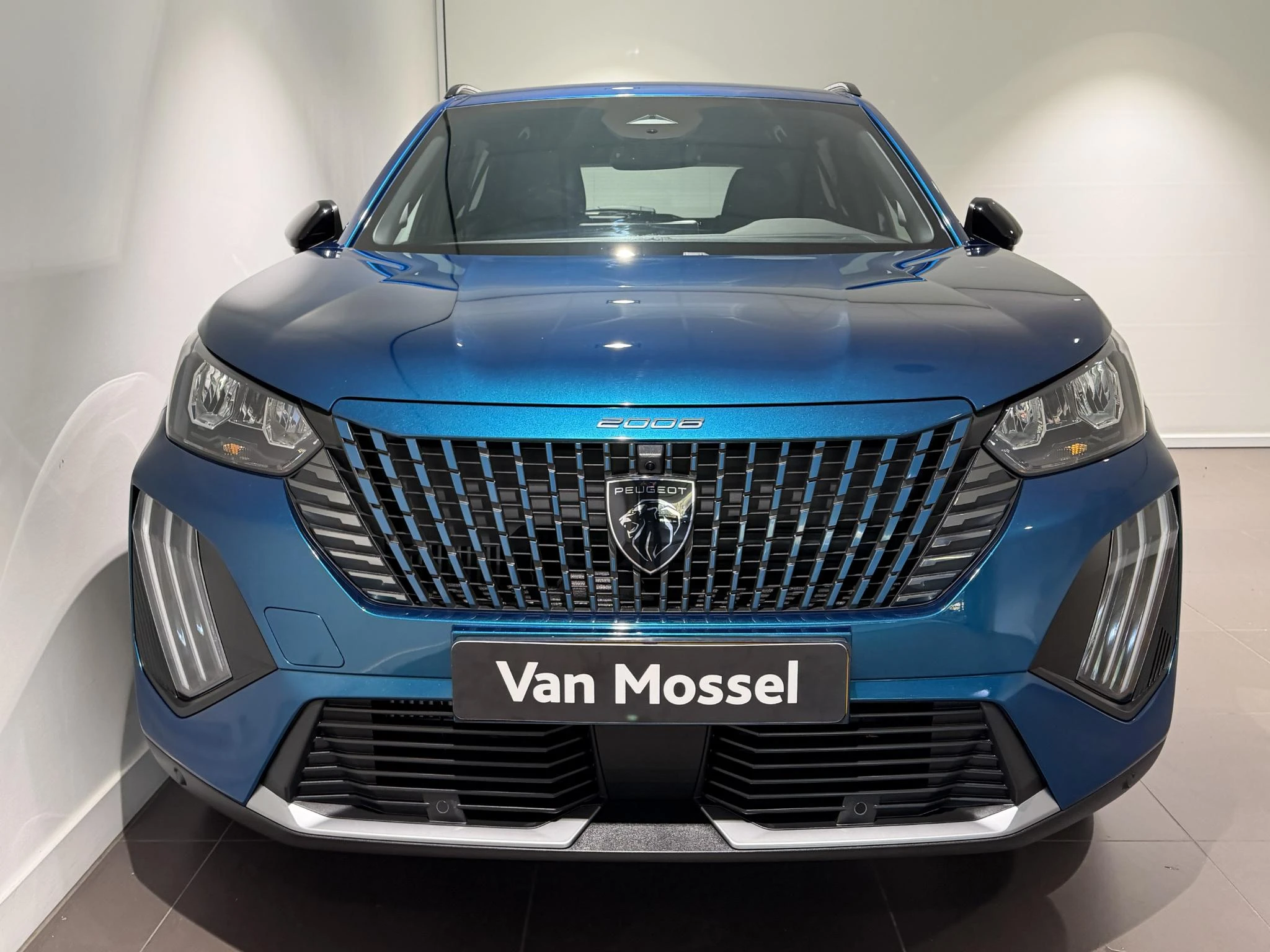 Peugeot-2008-image-2