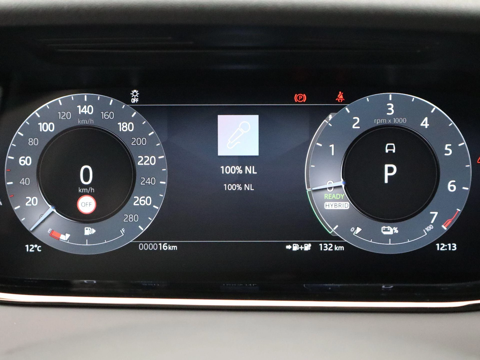 Land Rover-Range Rover Evoque-image-8