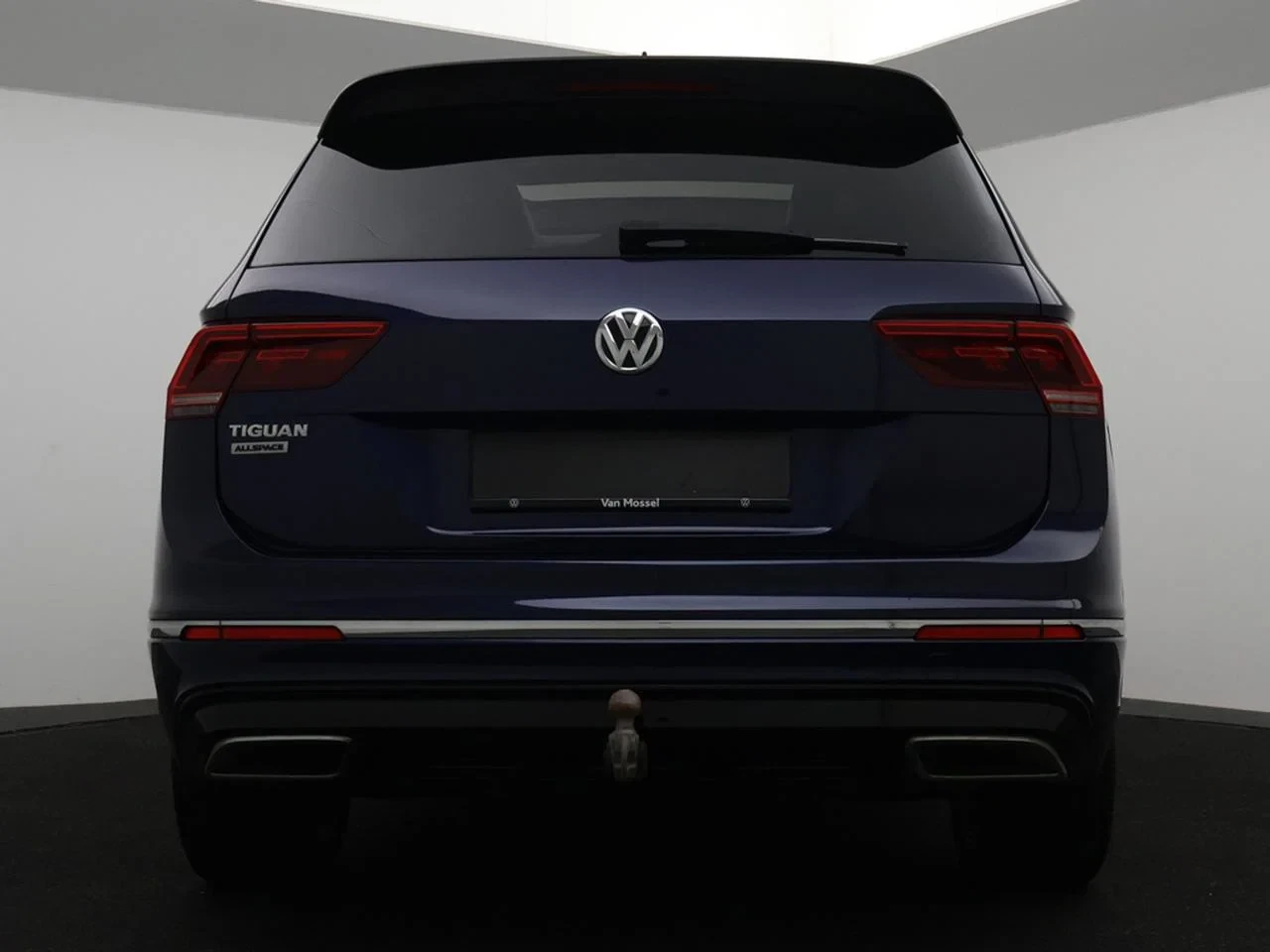 Volkswagen-Tiguan Allspace-image-12