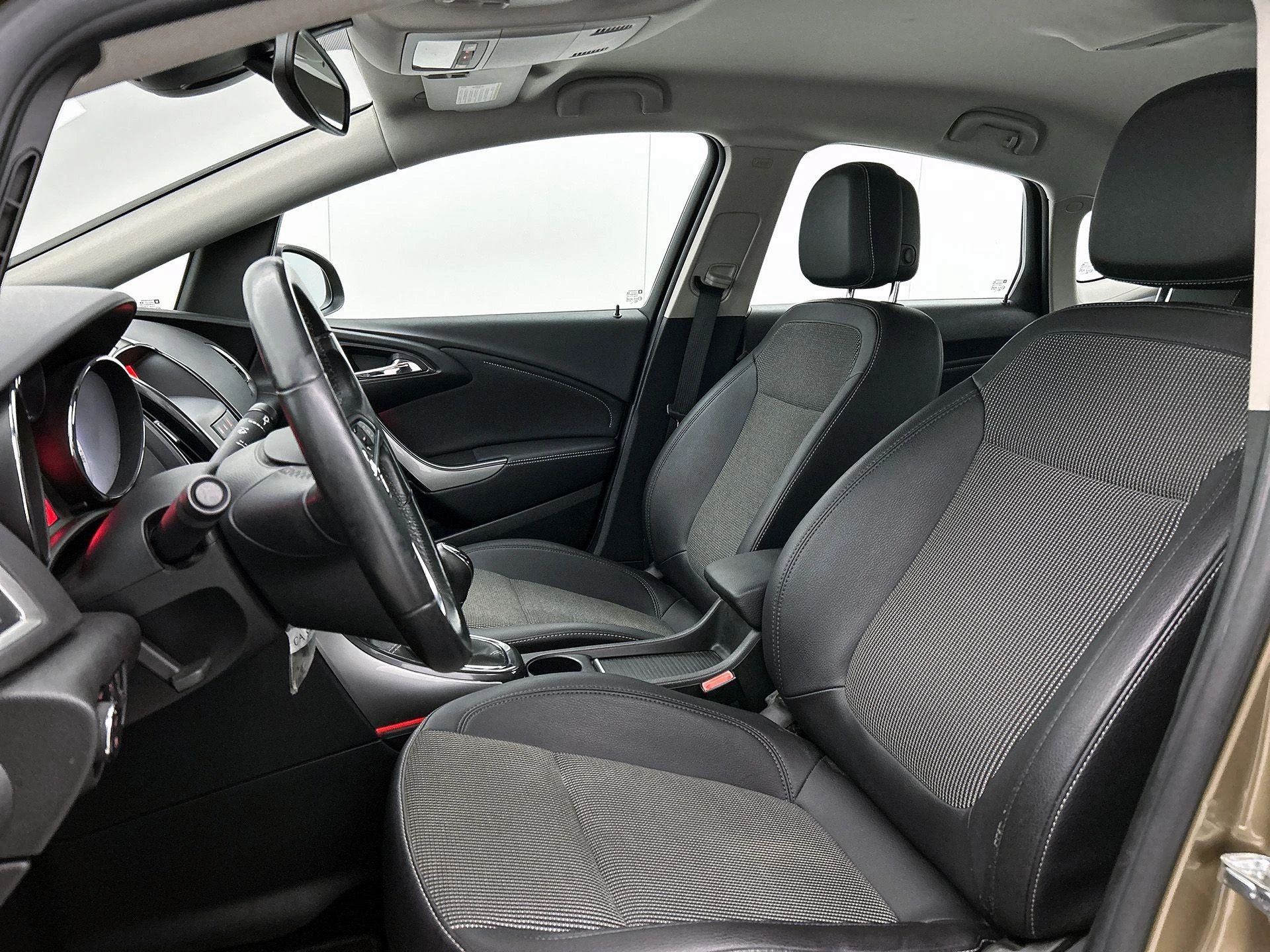Opel-Astra-image-29