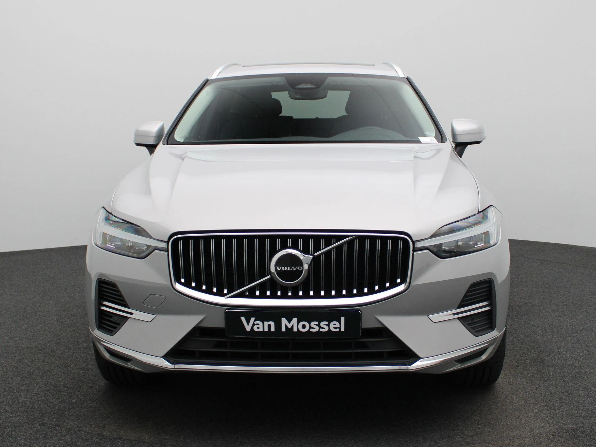 Volvo-XC60-image-2