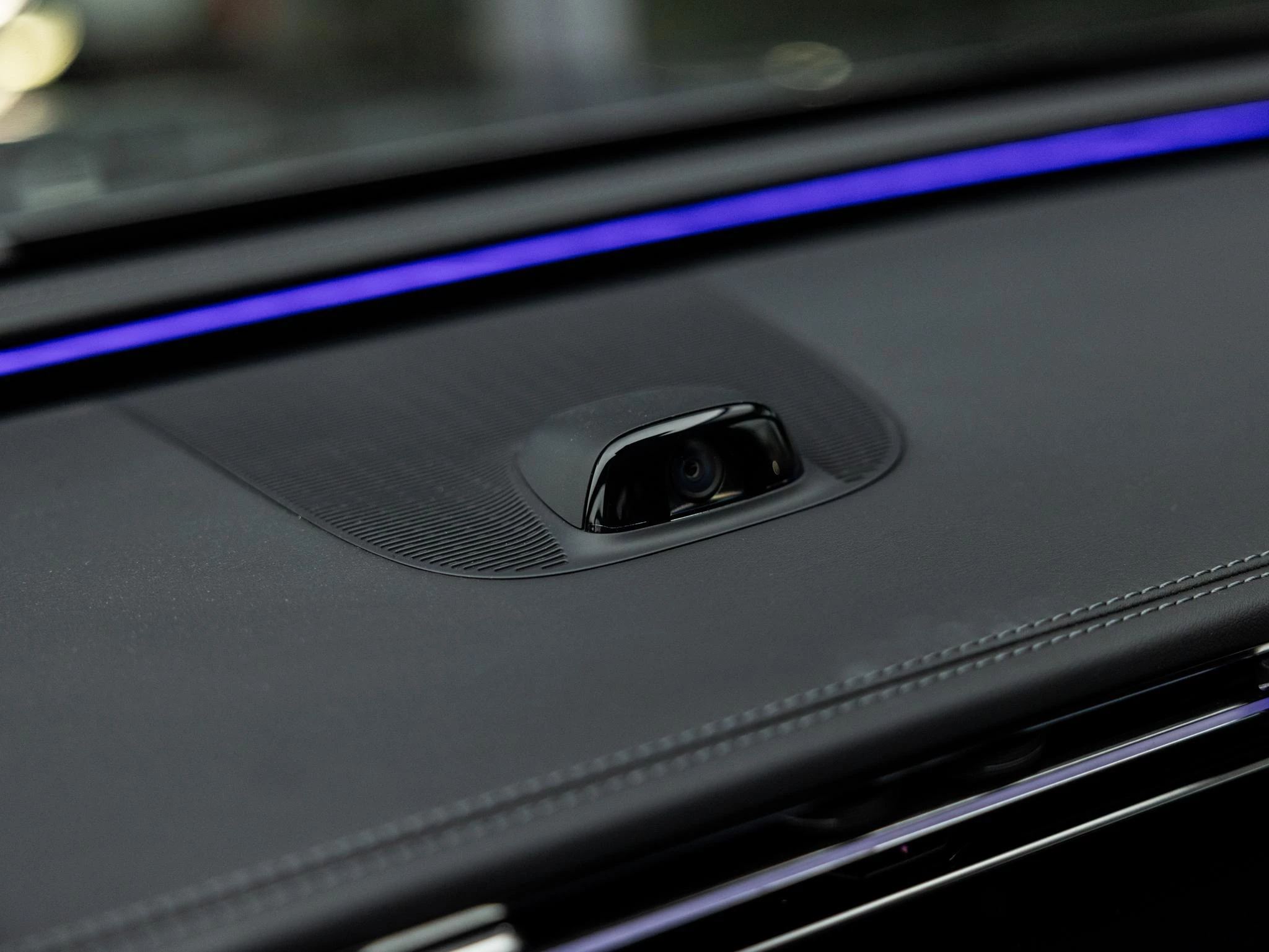 Mercedes-Benz-E-Klasse-image-57