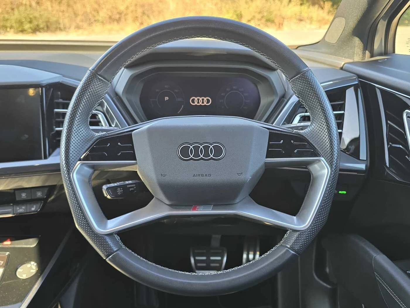 Audi-Q4 e-tron-image-8