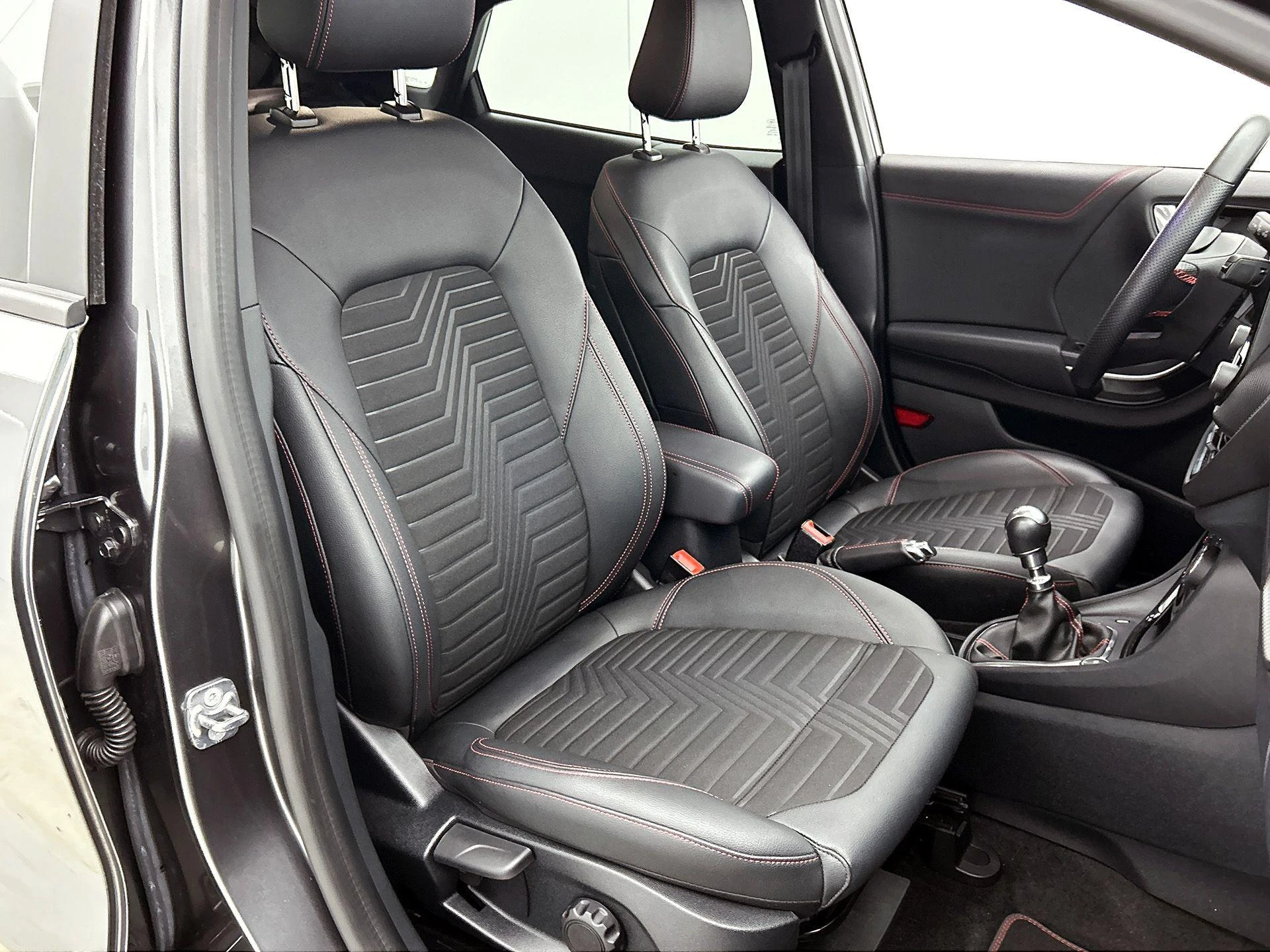 Ford-Puma-image-41