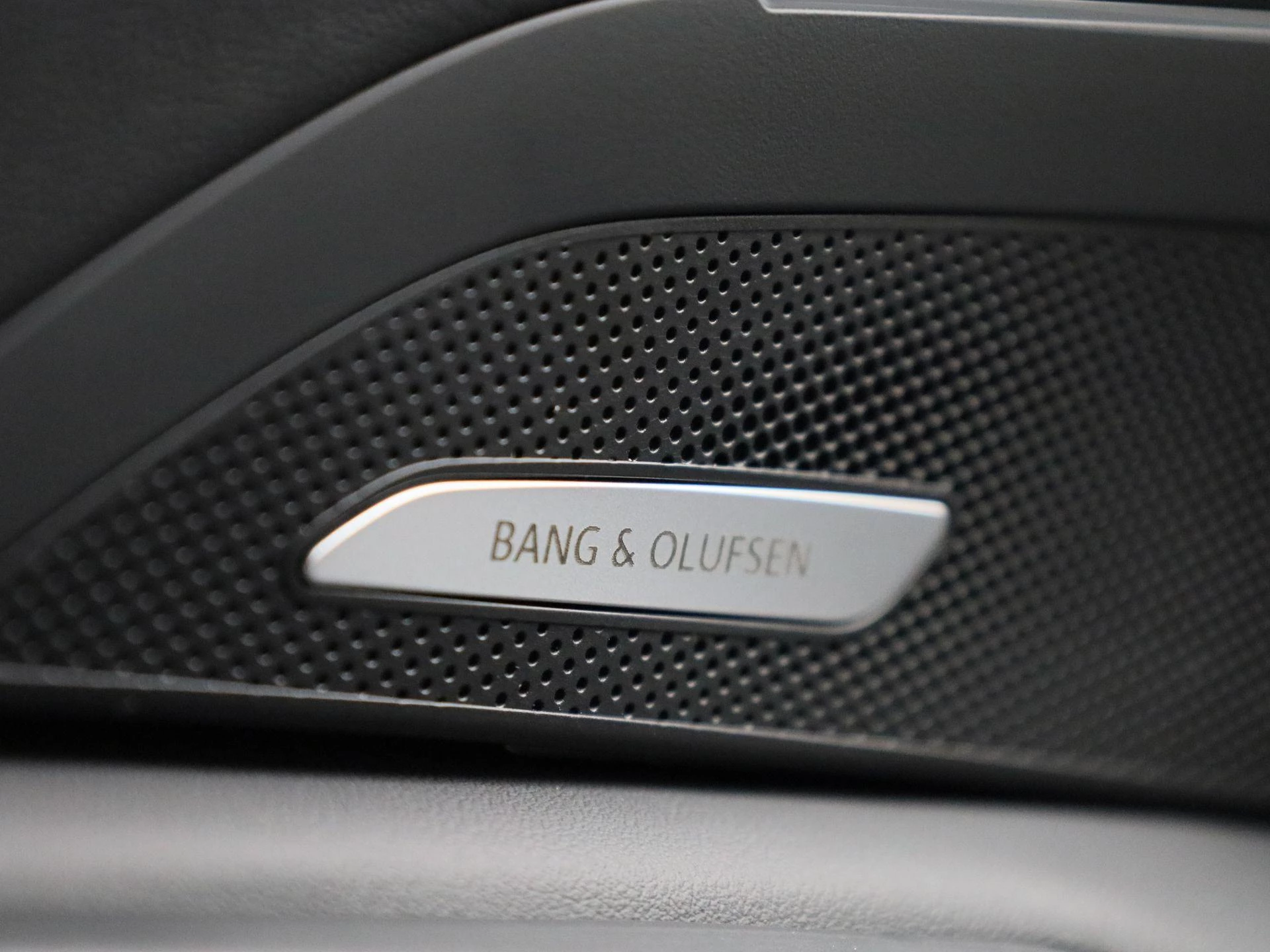 Audi Q5 2.0 TFSI e-hybrid quattro S edition Competition