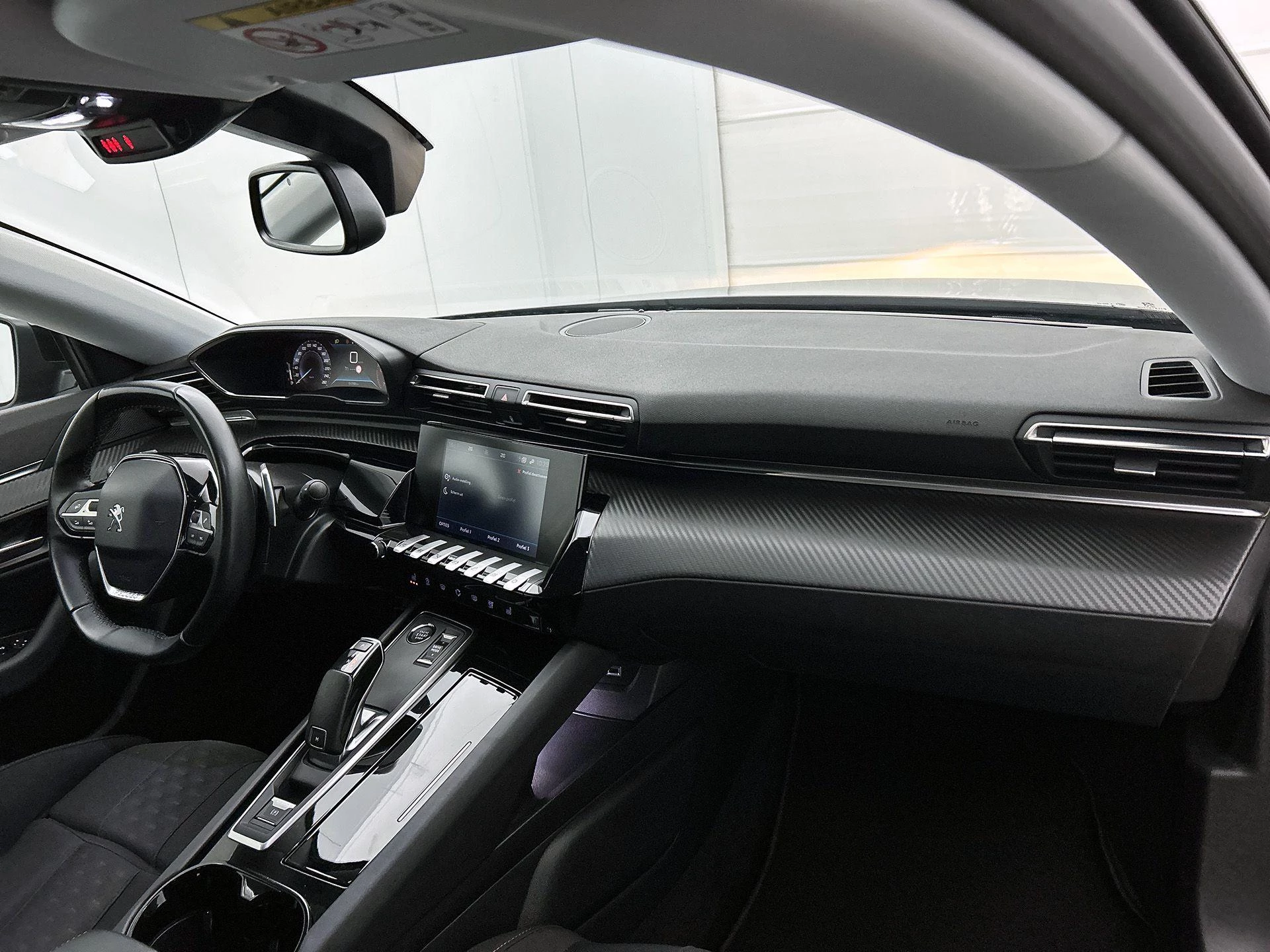 Peugeot-508-image-19