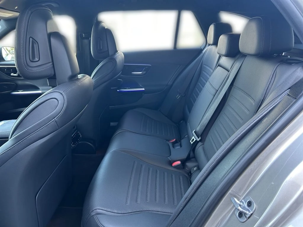 Mercedes-Benz-C-Klasse 300 e-image-9
