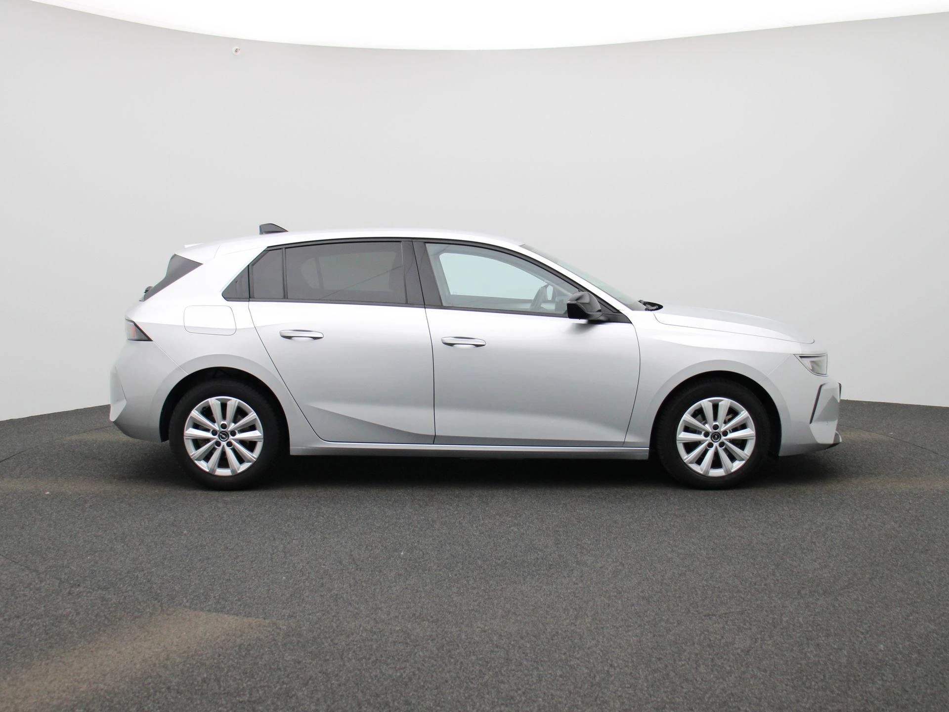Opel-Astra-image-5