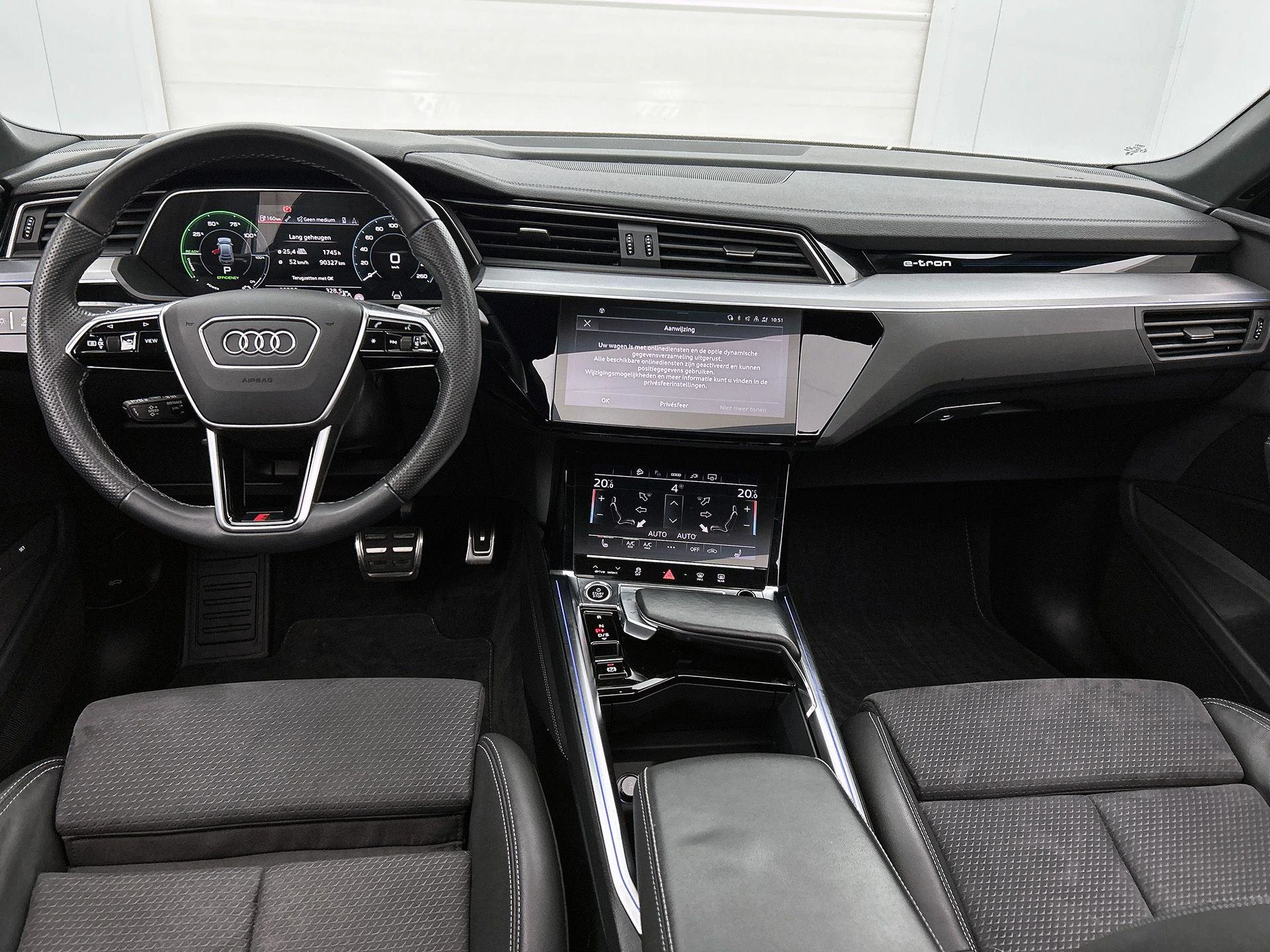 Audi-Q8 Sportback e-tron-image-19
