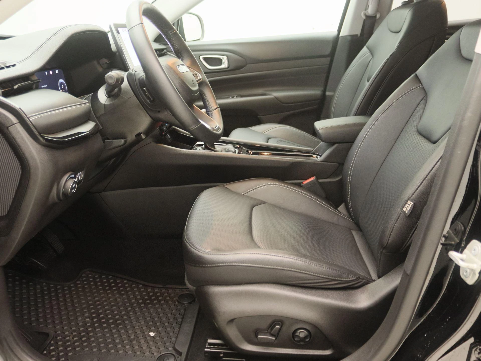 Jeep-Compass-image-12