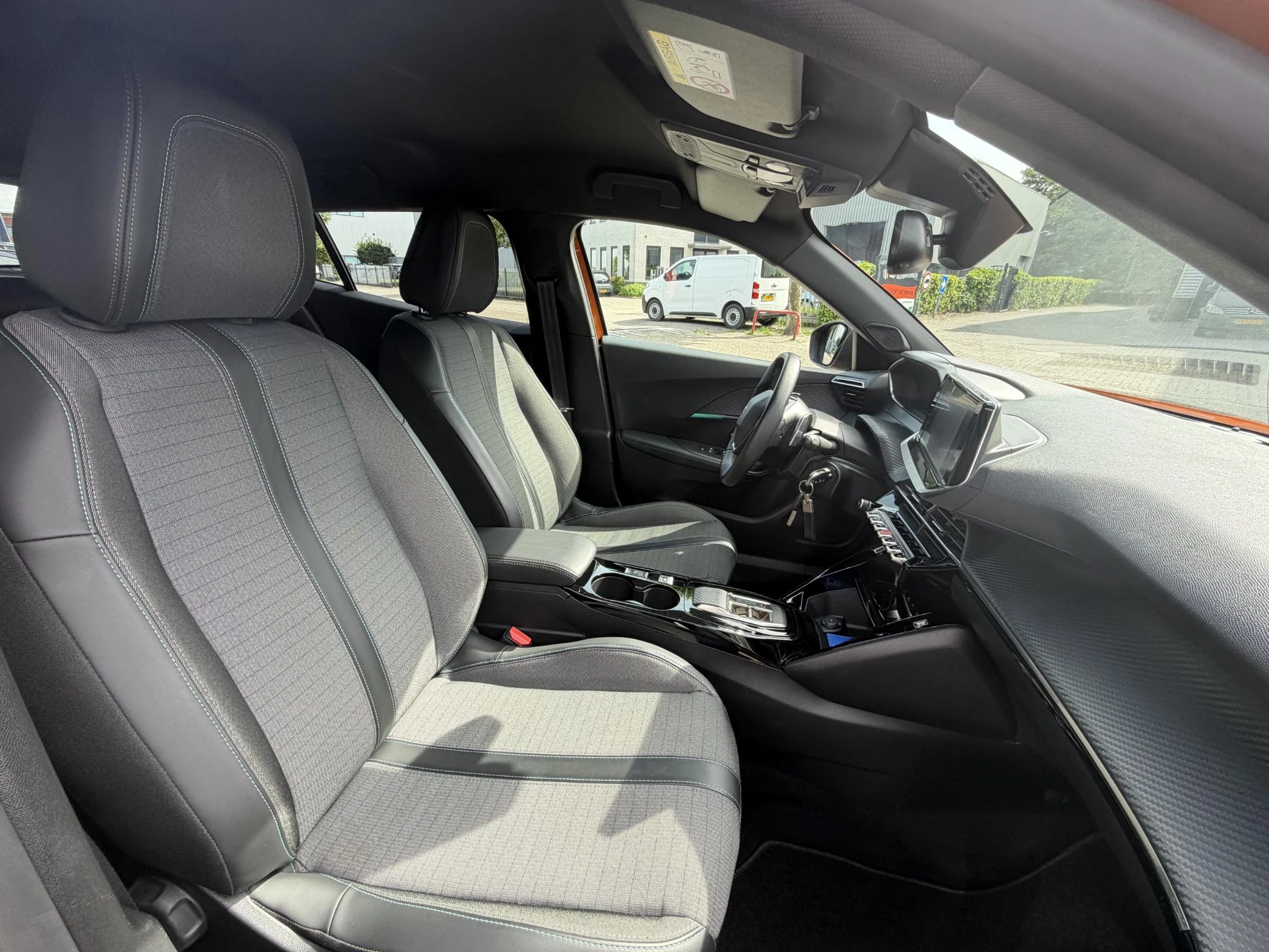 Peugeot 2008 1.2 PureTech 130 Allure