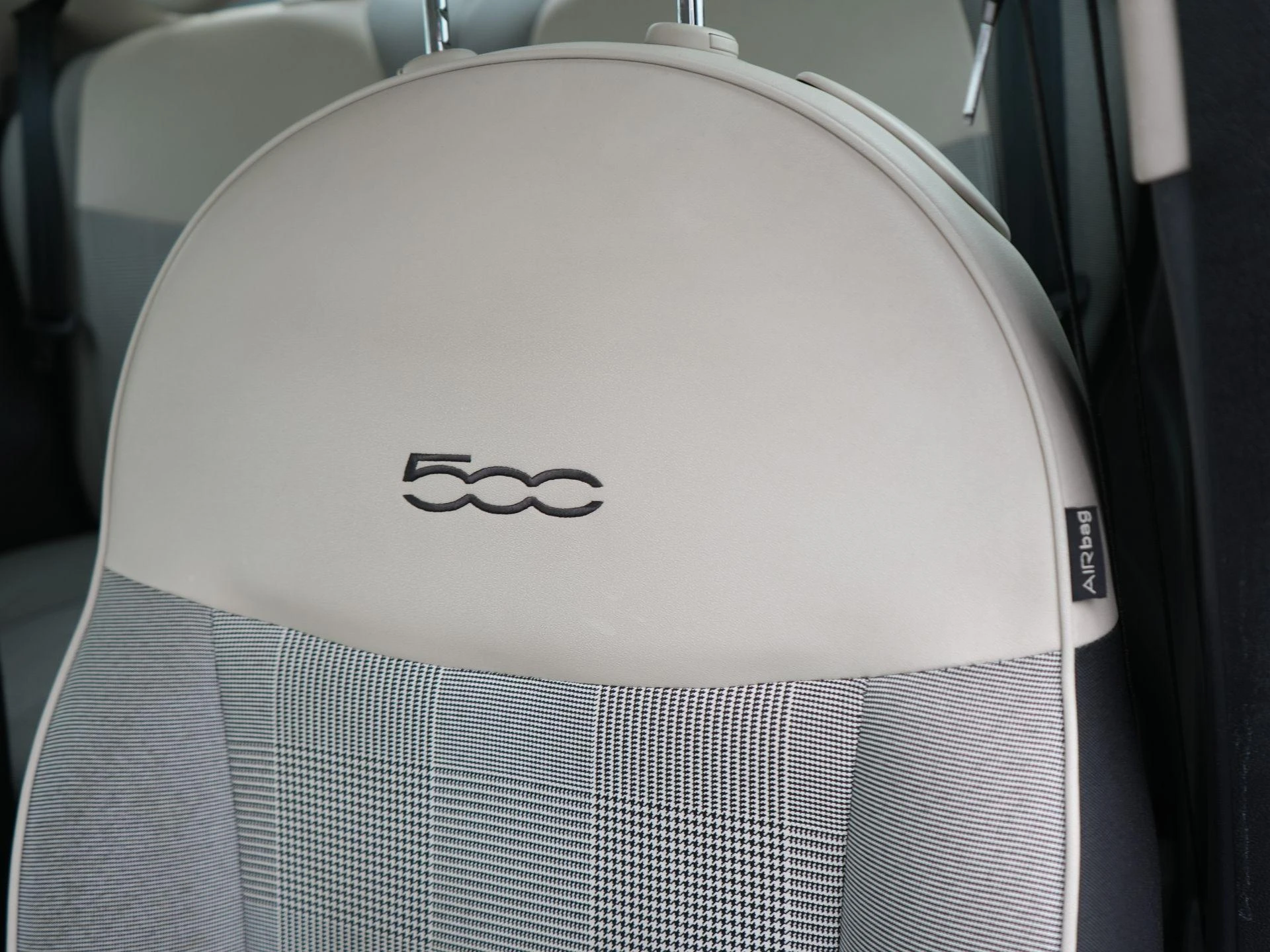Fiat-500C-image-10