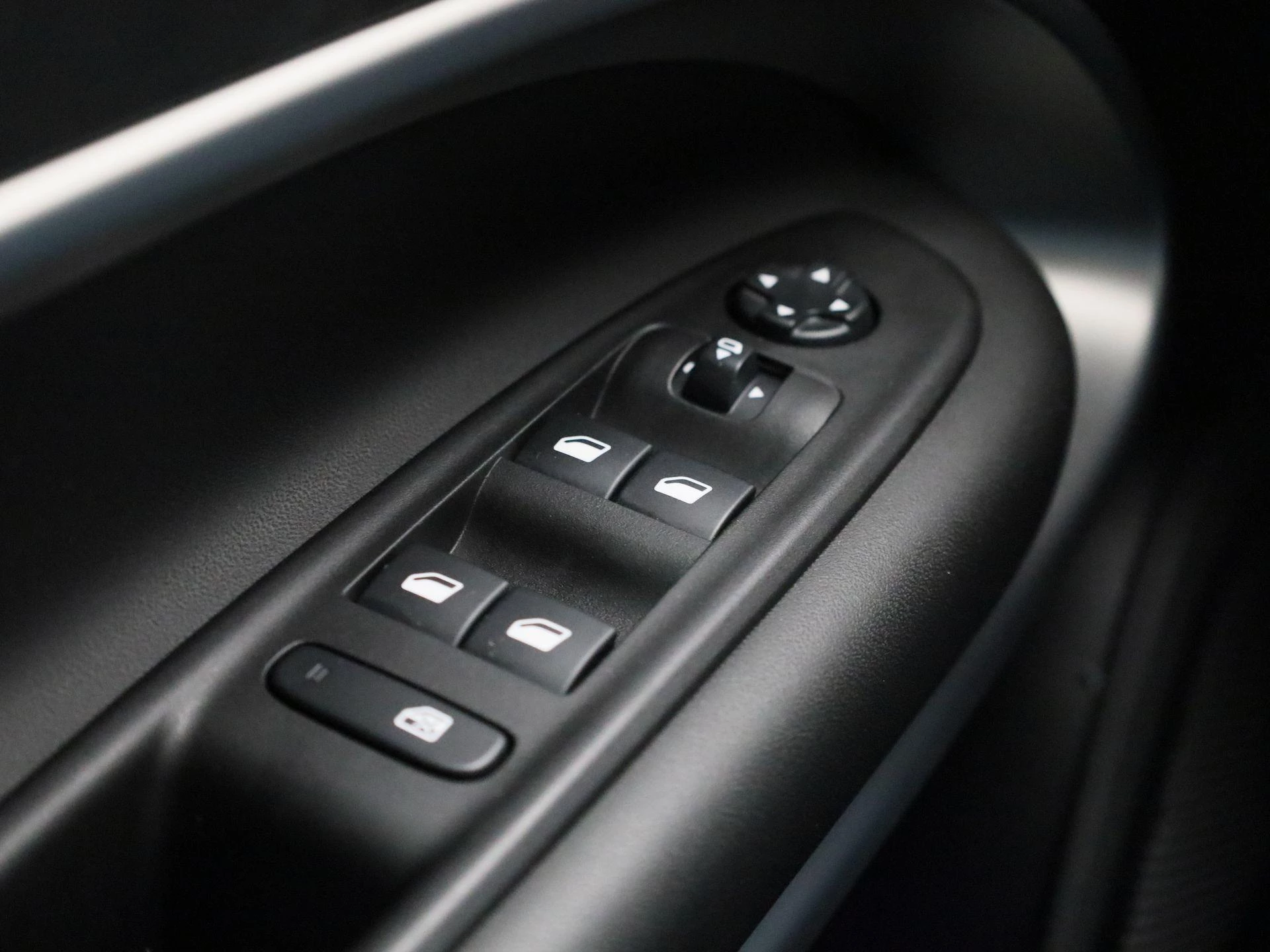 Jeep-Avenger-image-29